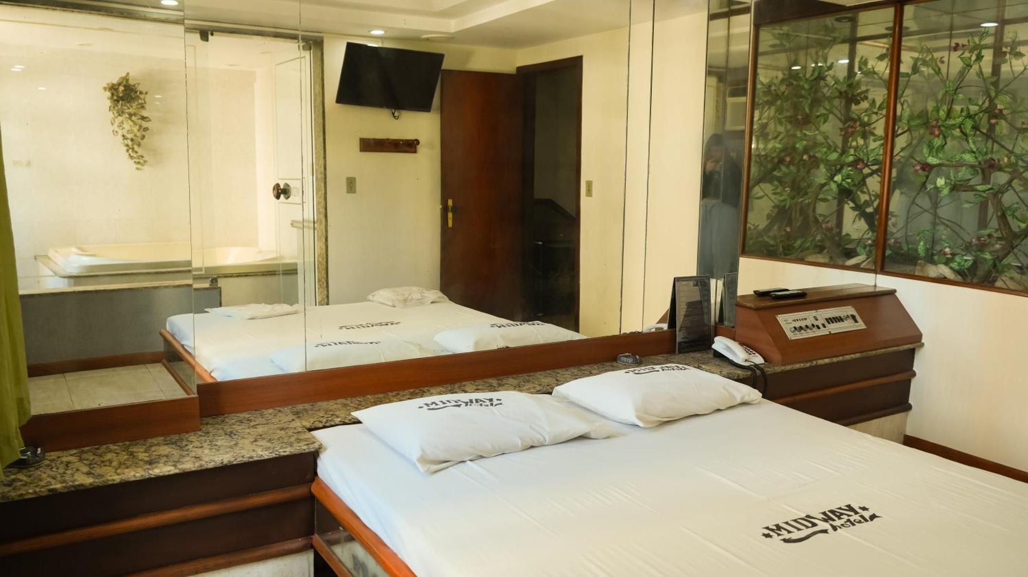 Deluxe Double Room with Bath