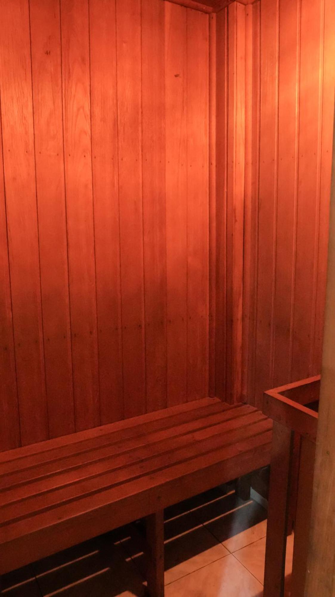 Deluxe Suite with Spa Bath