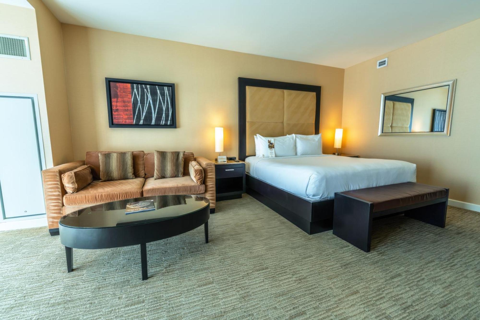 Deluxe King Room