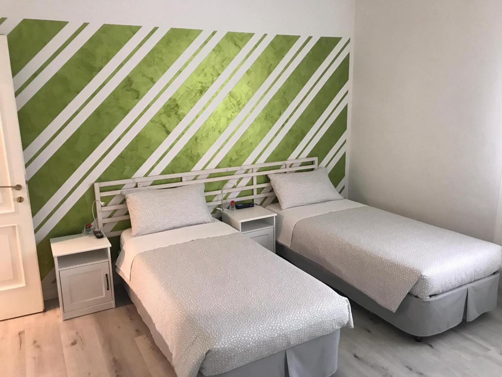 Basic Triple Room