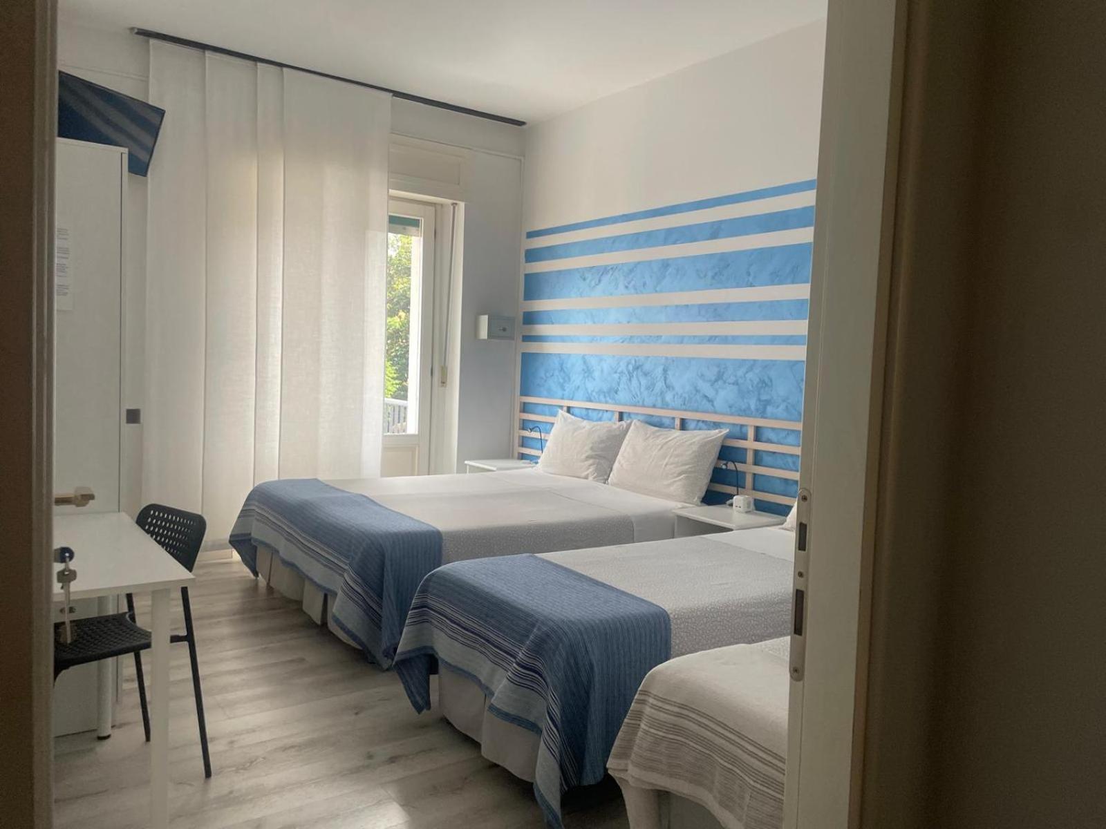 Quadruple Room Private Bathroom