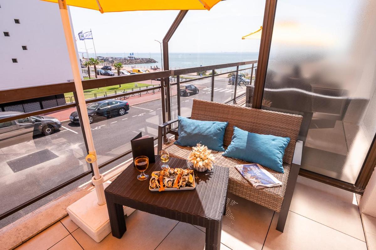 Family Room Sofa Bed Terrace Sea View