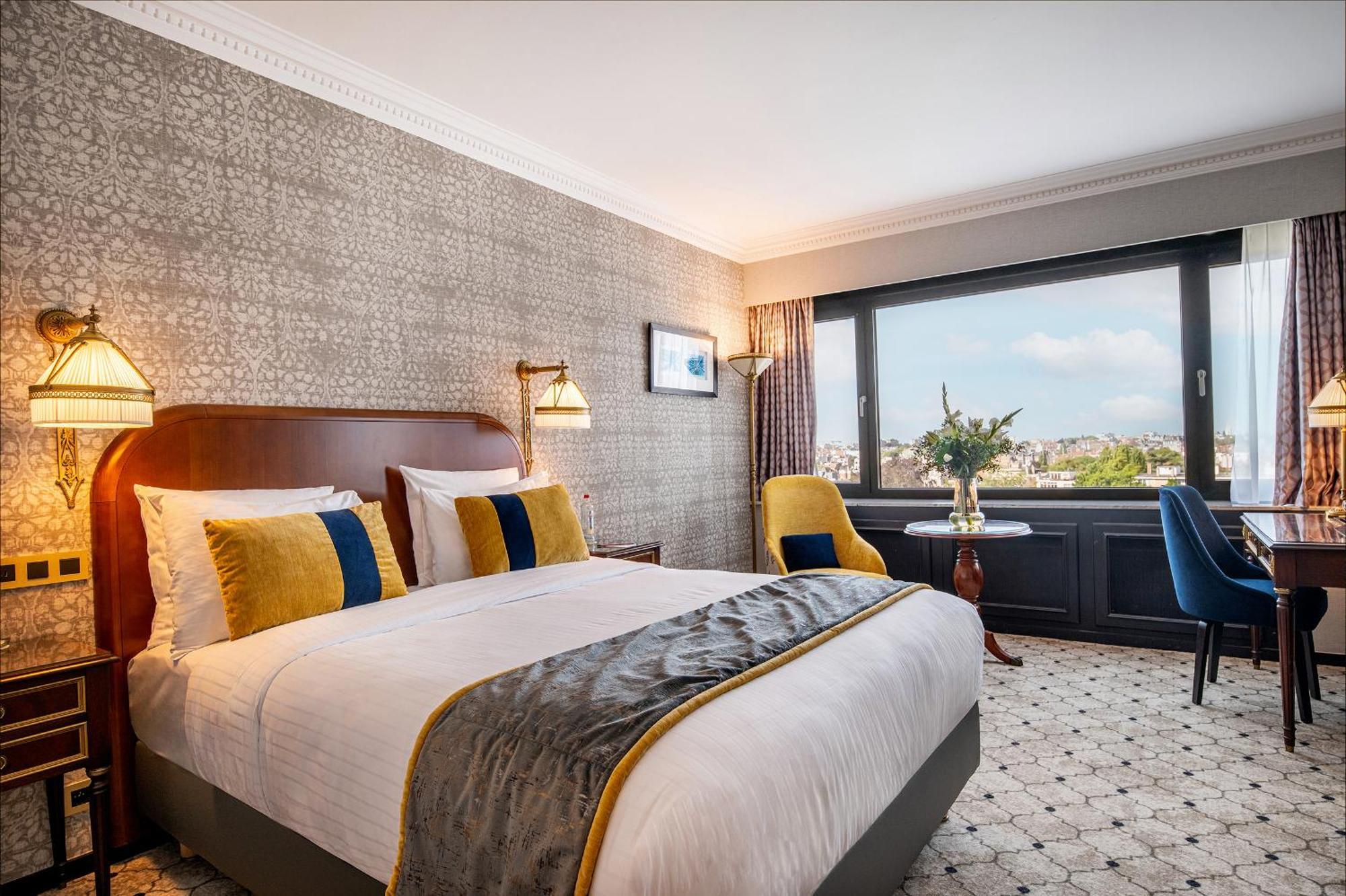 Superior Queen Room
