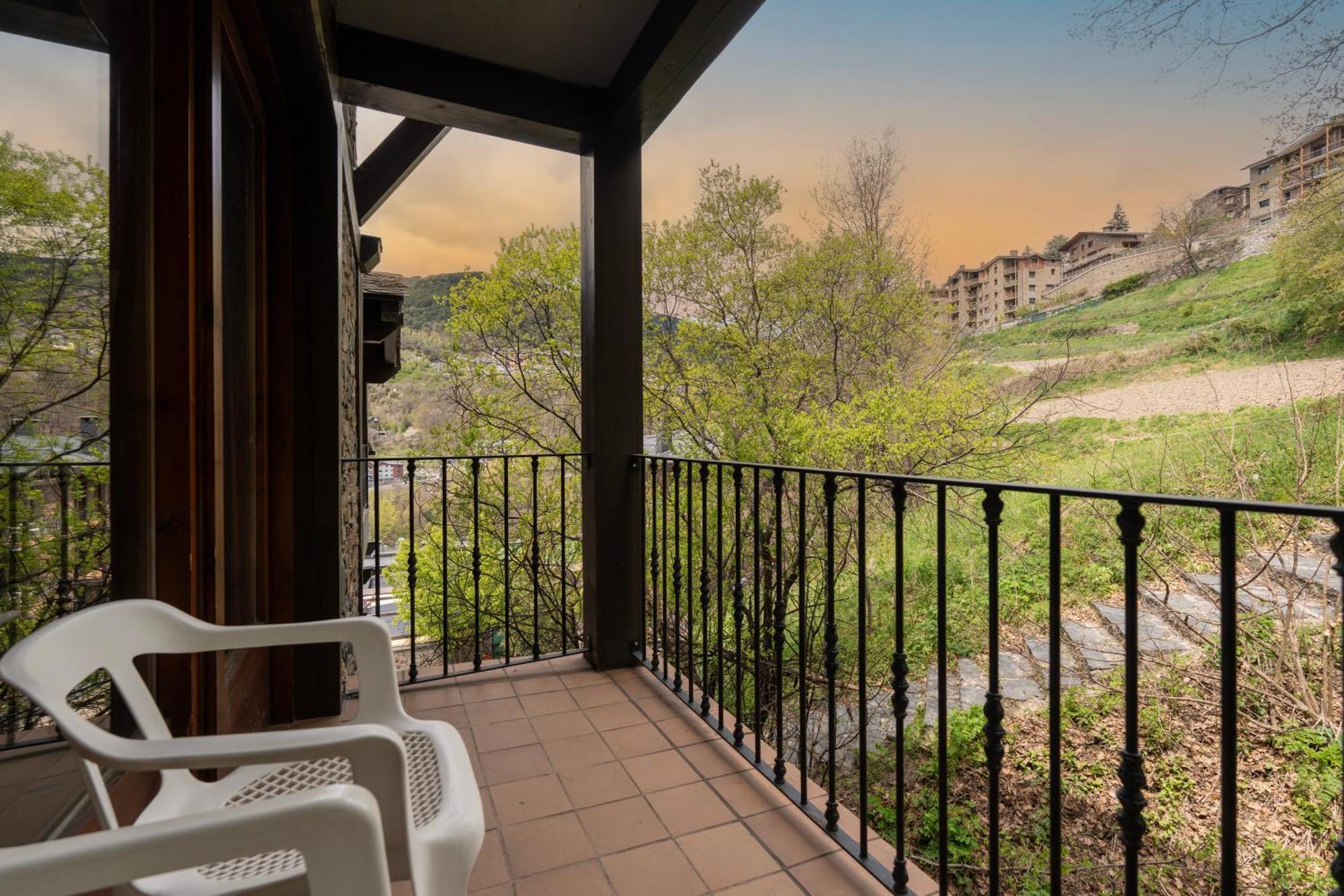 Apartment Club Access
