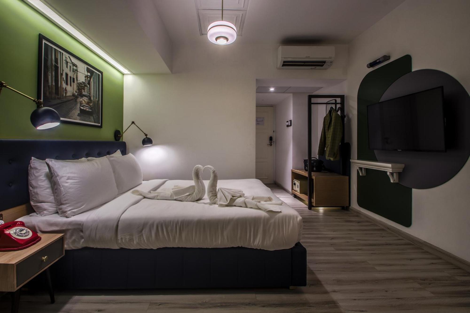 Executive Double or Twin Room on Food & Beverage