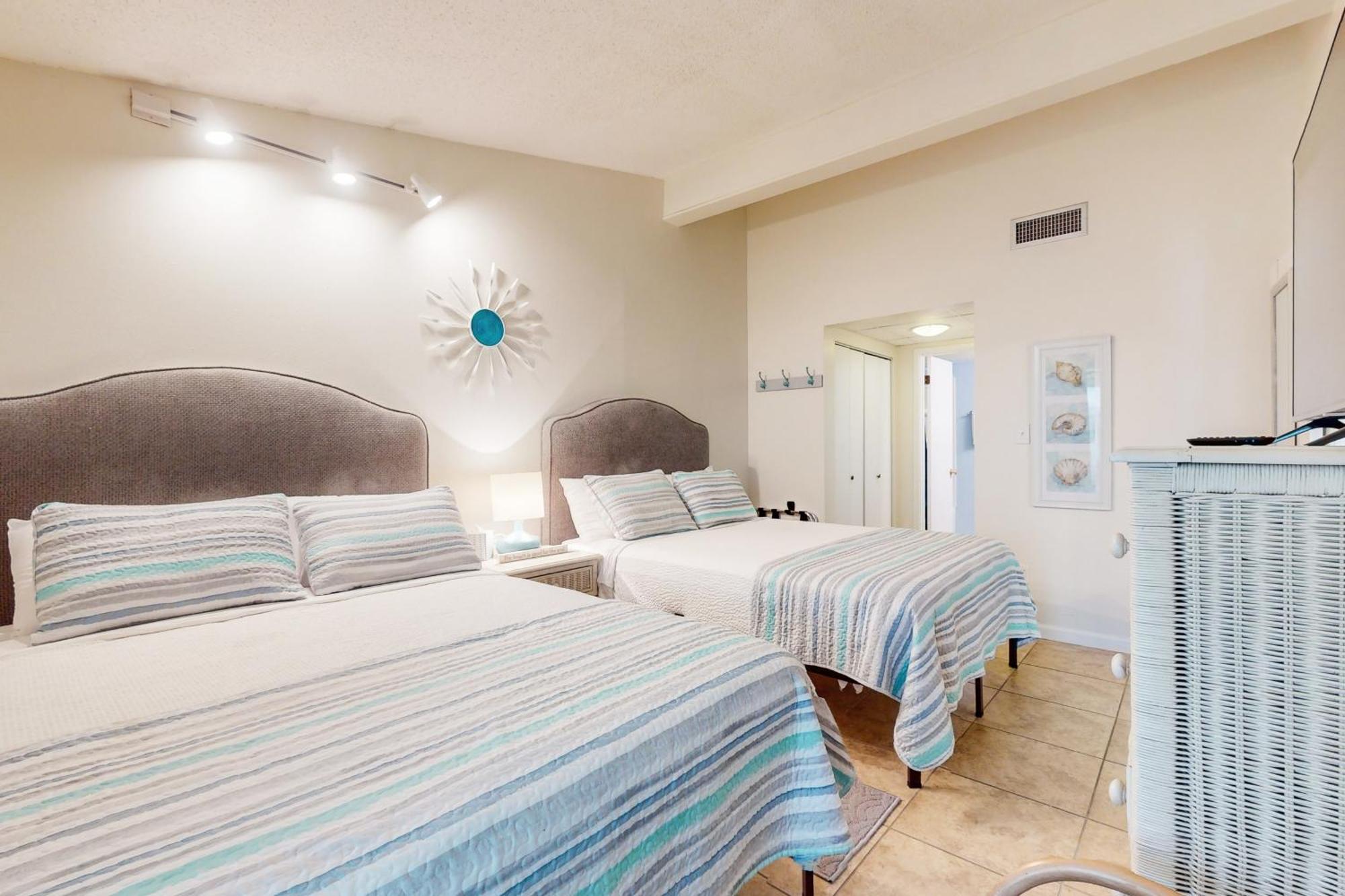 One Bedroom Apartment