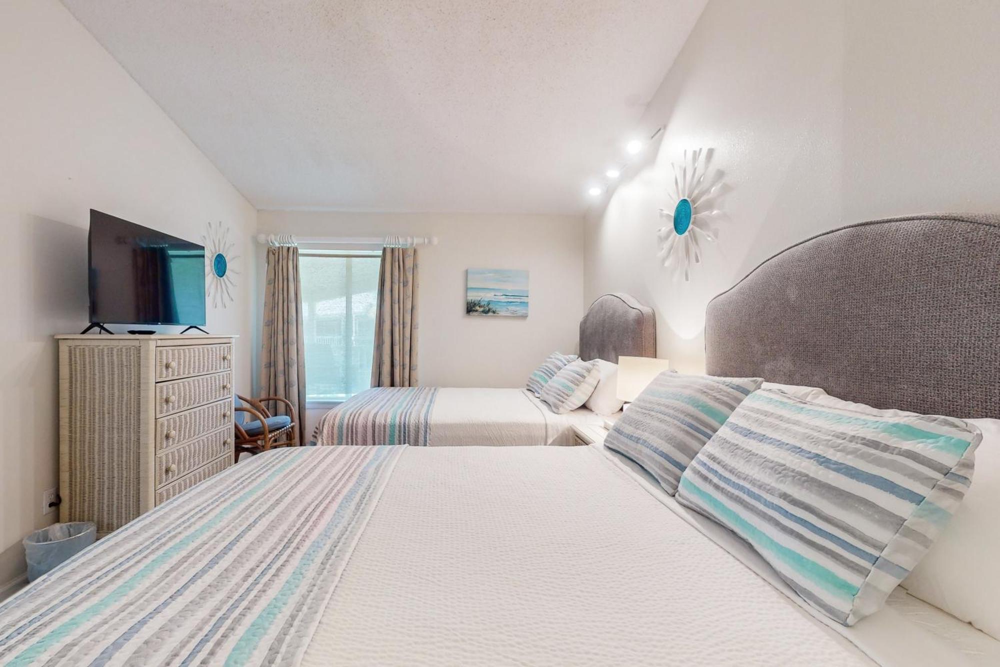 One Bedroom Apartment