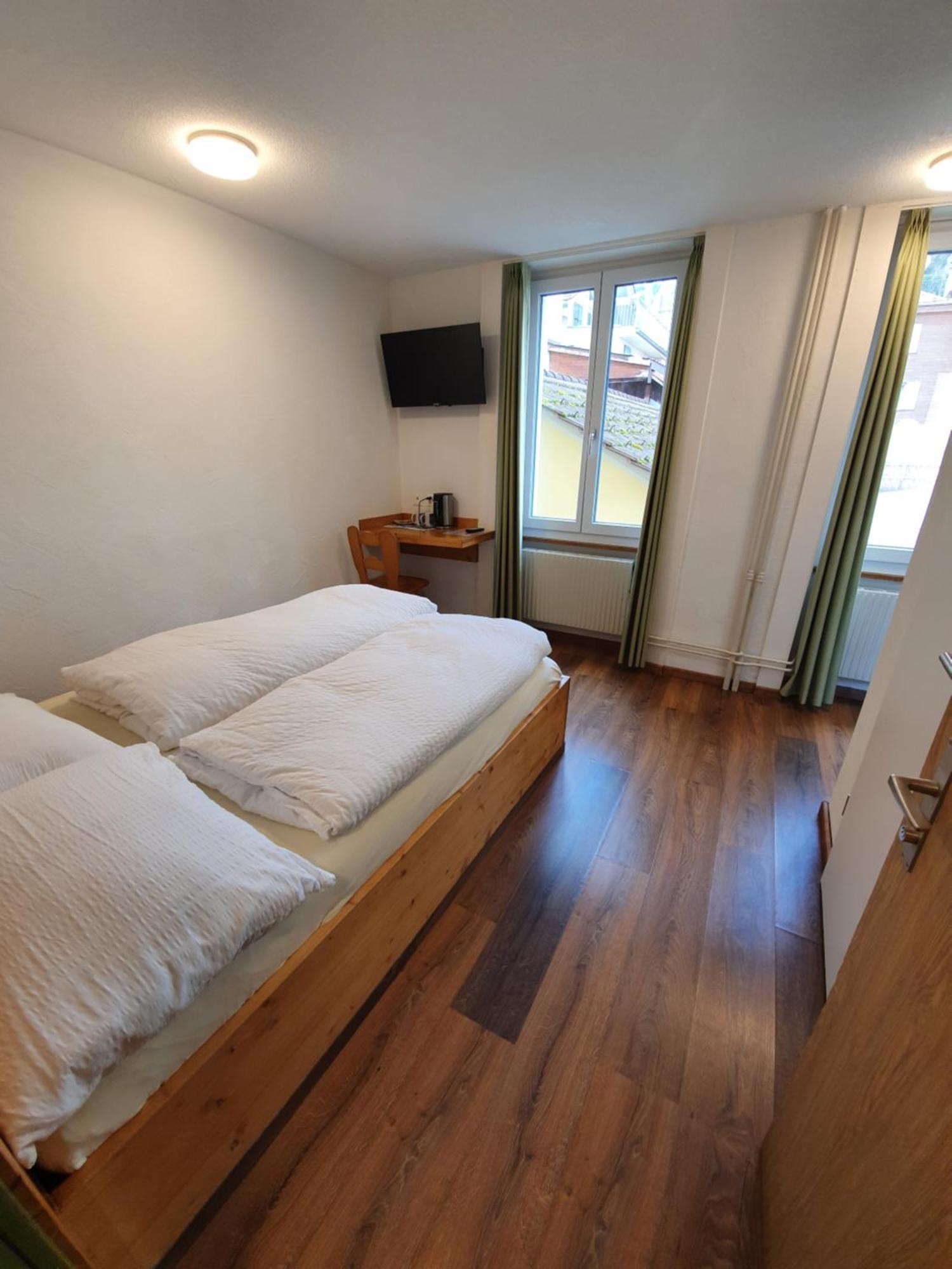Double Room Private Bathroom