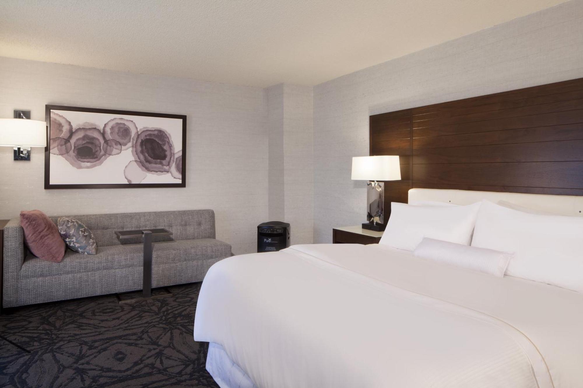 PURE Wellness, 1 King Bed,1706617710:JPEG