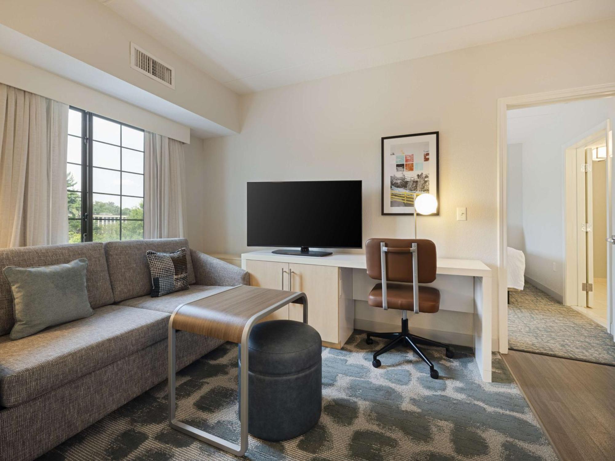 One-Bedroom Suite with Two Double Beds