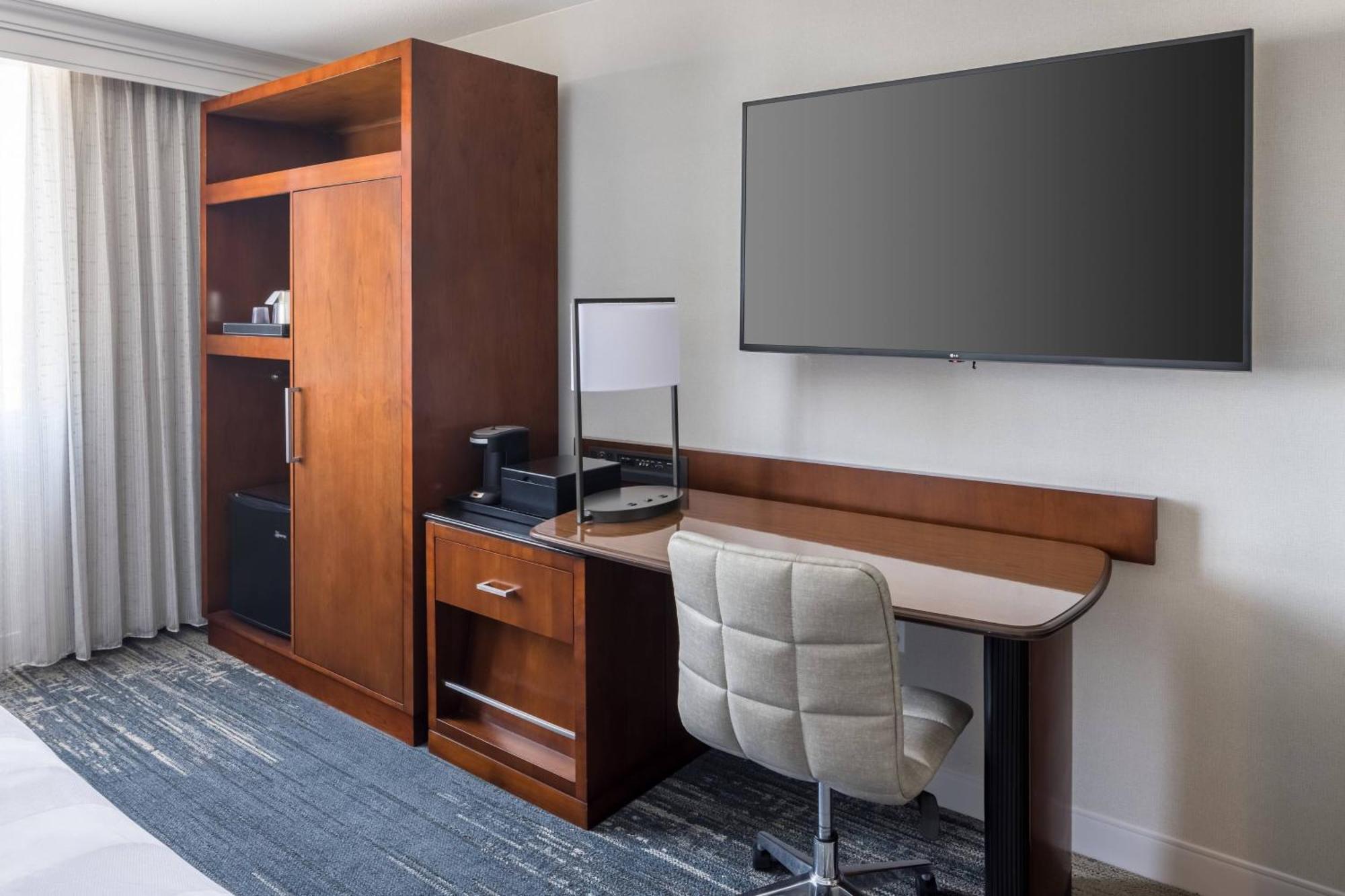 King or Double Room City View