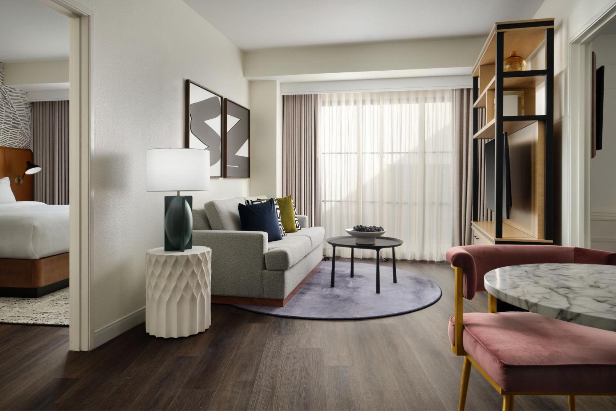 Two-Bedroom Queen Suite