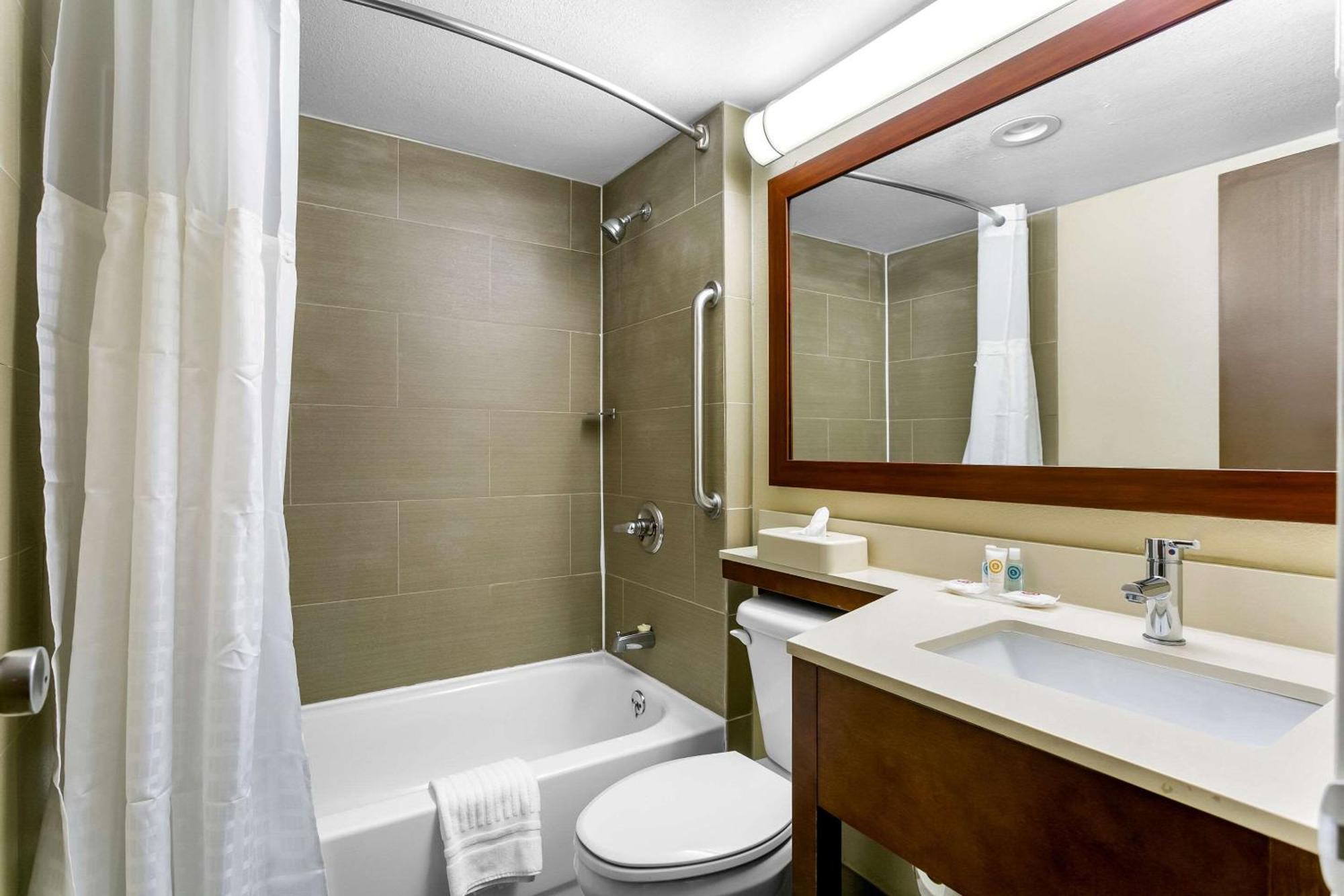 Double Room Two Double Beds Non-Smoking