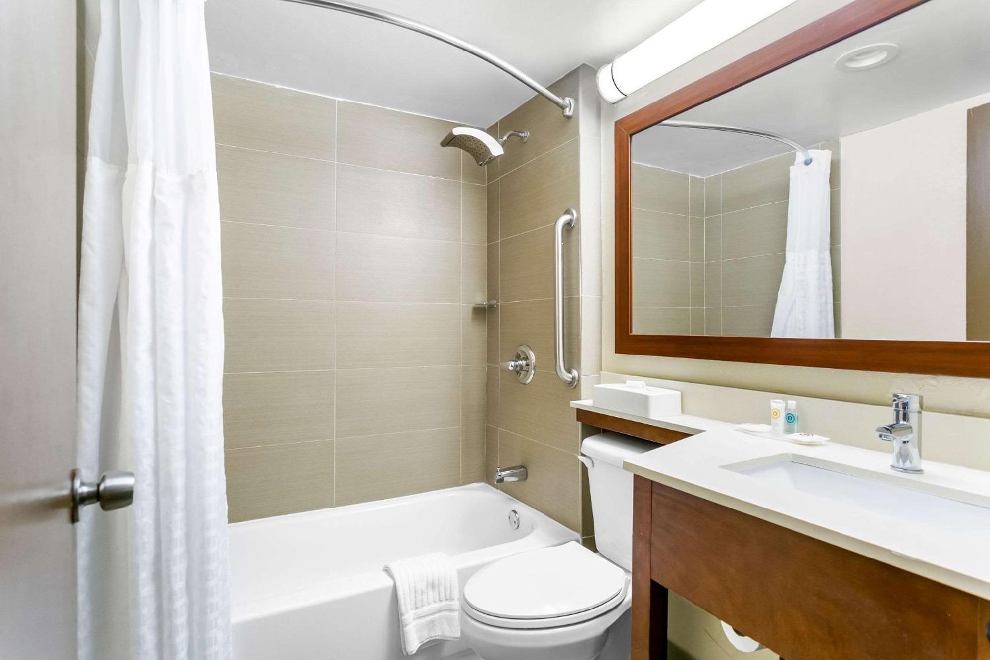 Double Room Two Double Beds Non-Smoking