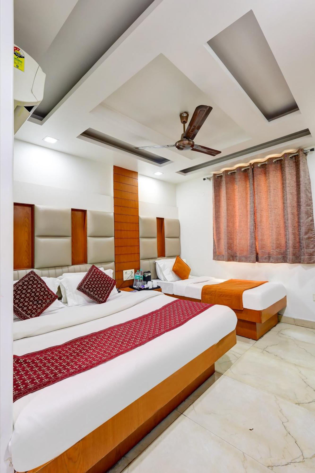 Deluxe Triple Room