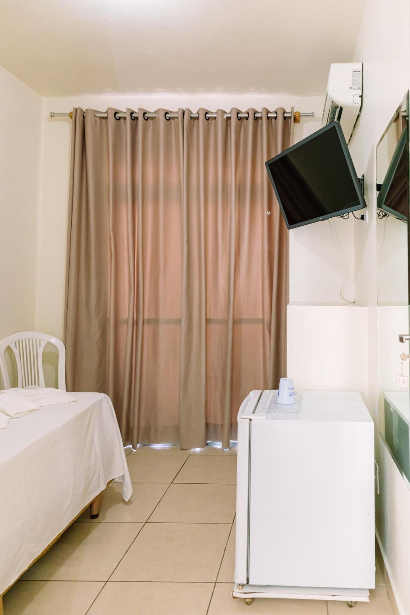 Single Room Private Bathroom