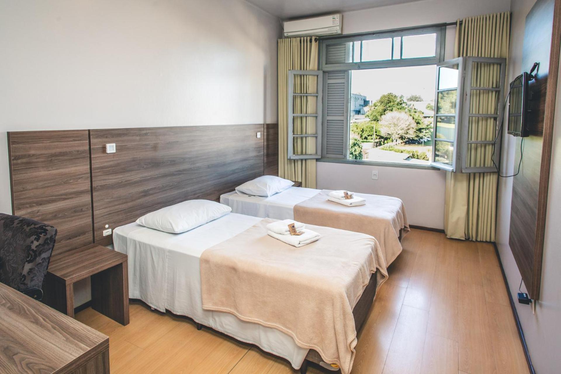 Double Room Air-Conditioning