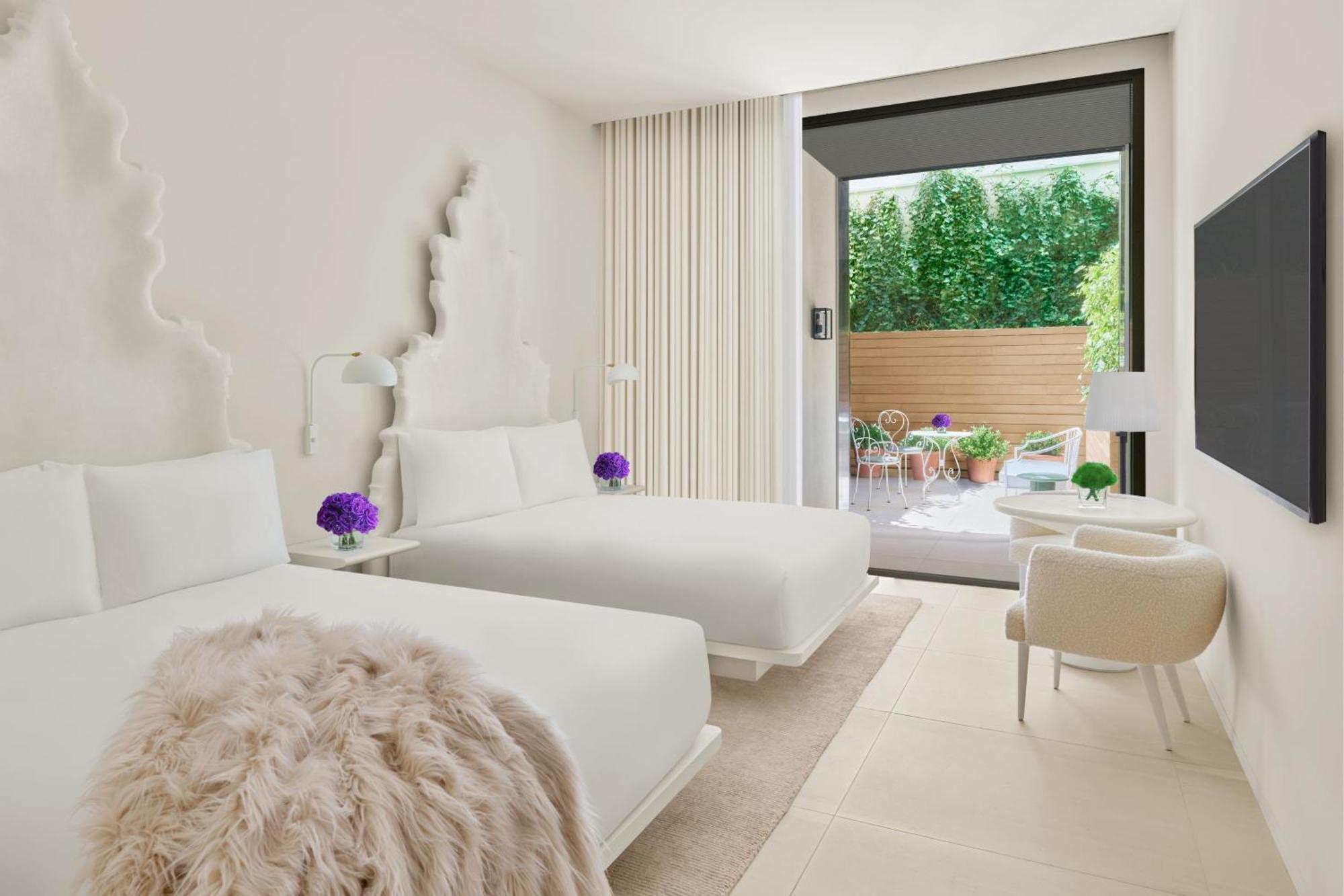 Quarto Queen Superior com 2 Camas Queen-size e Terraço