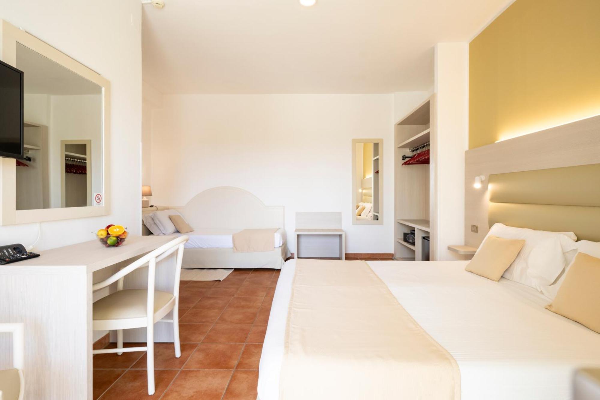Standard Triple Room,1615652324:JPEG