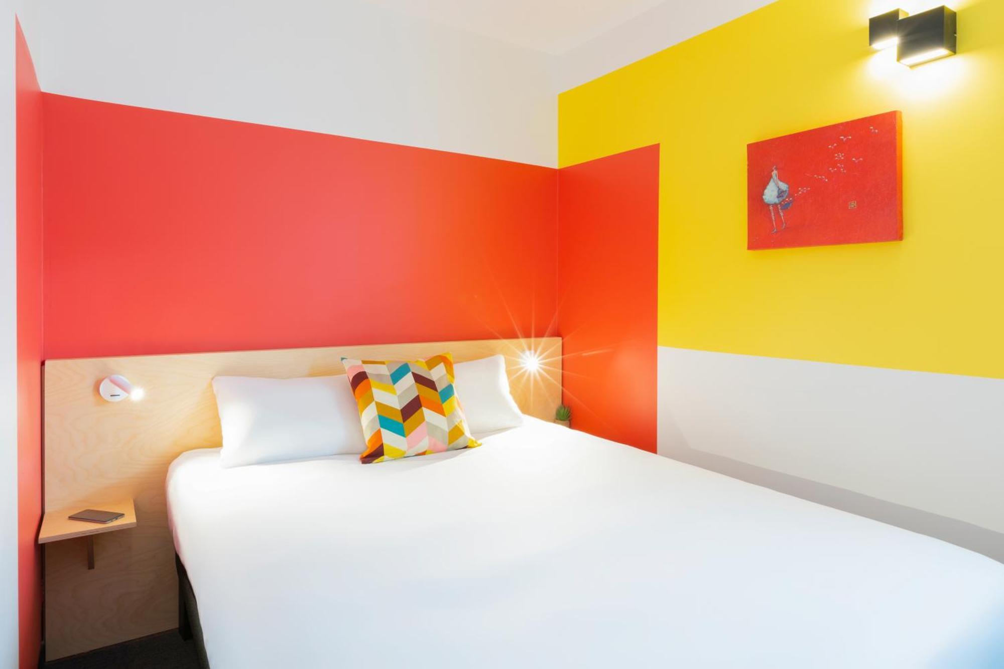 Chambre Pure avec 1 Lit Double