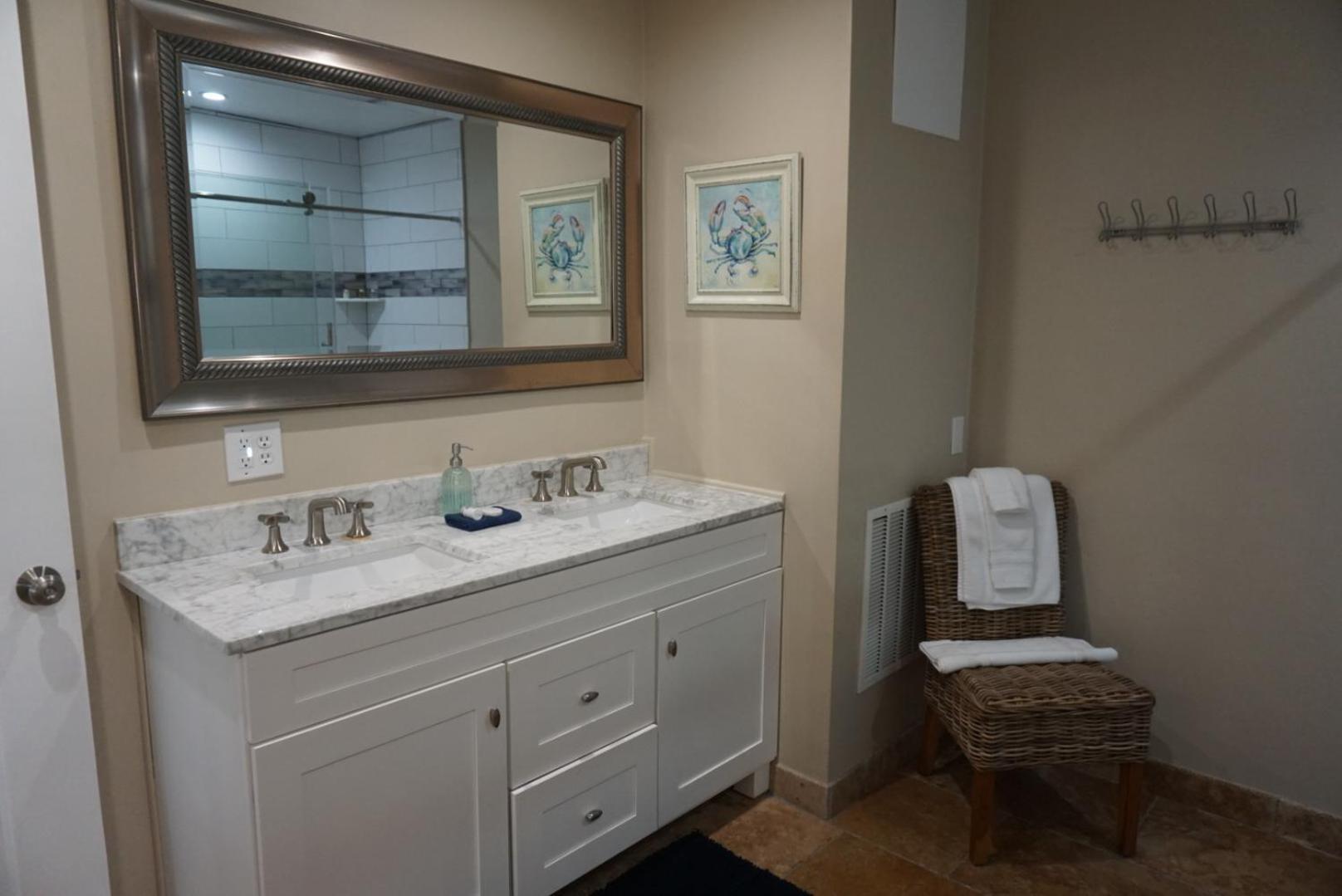 Deluxe Double Room with Sea View,1615656624:JPEG