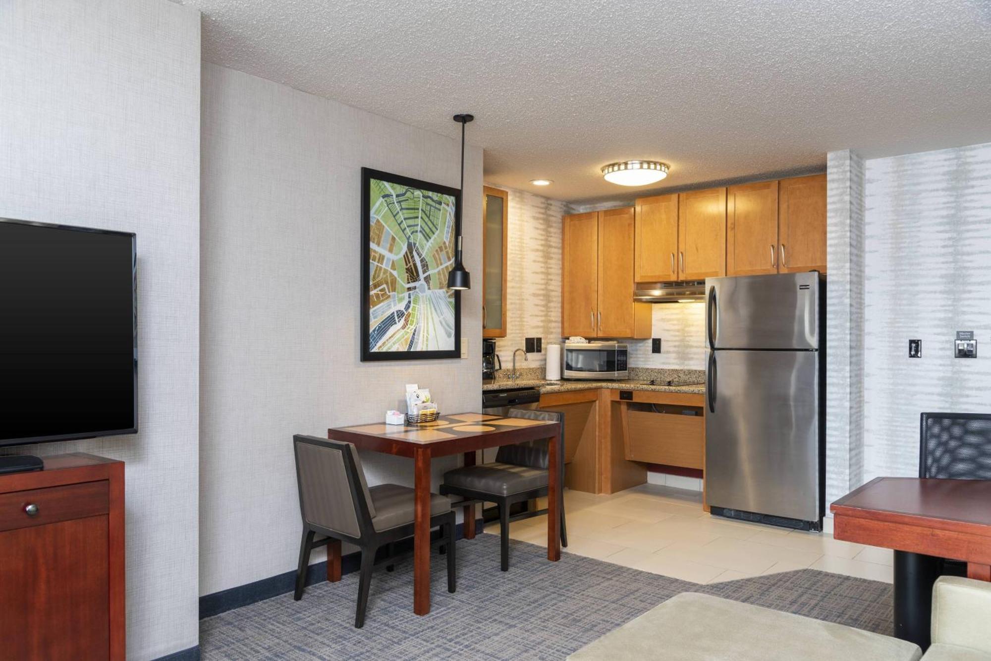 One-Bedroom Suite
