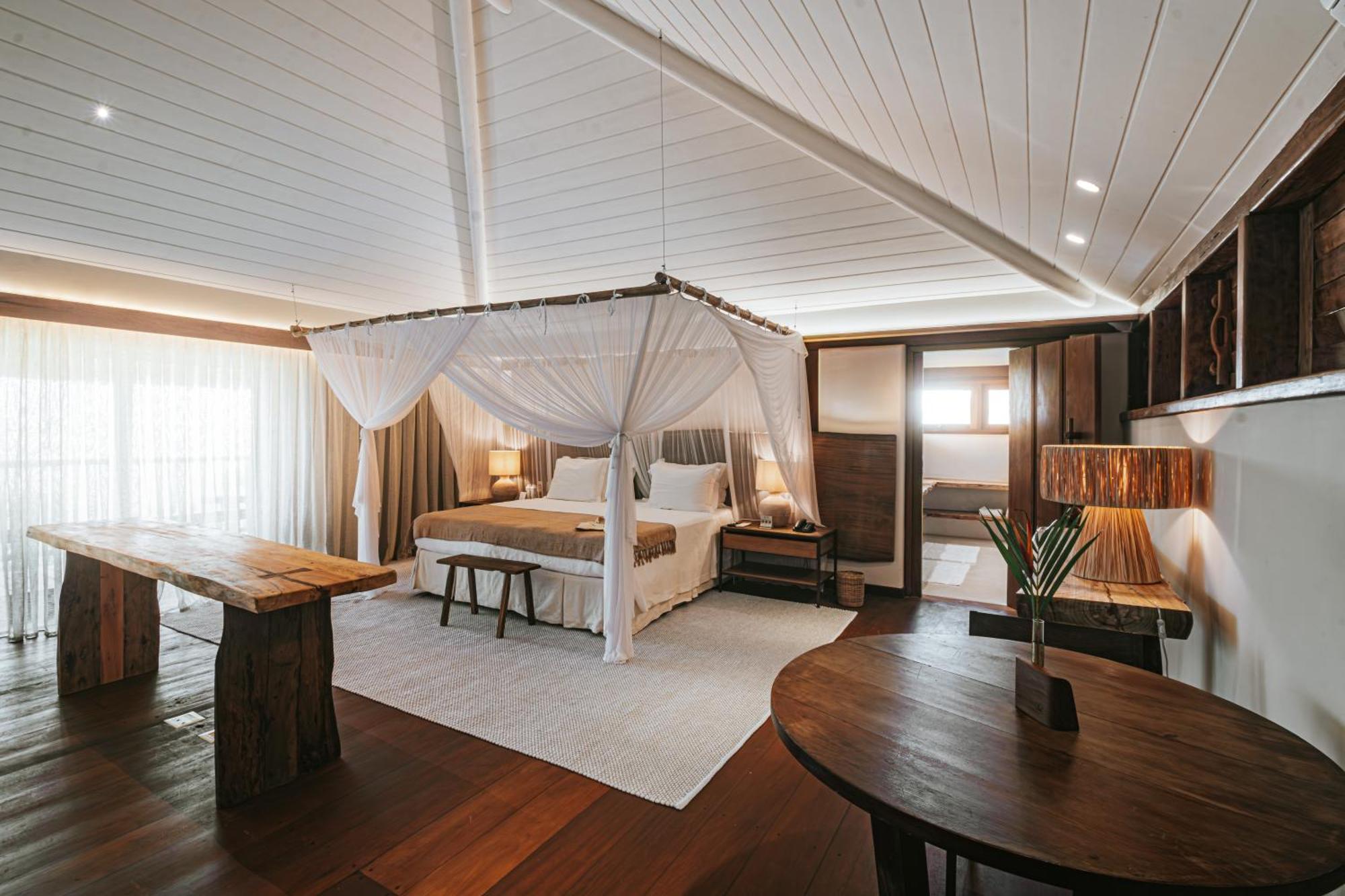 Deluxe King Suite