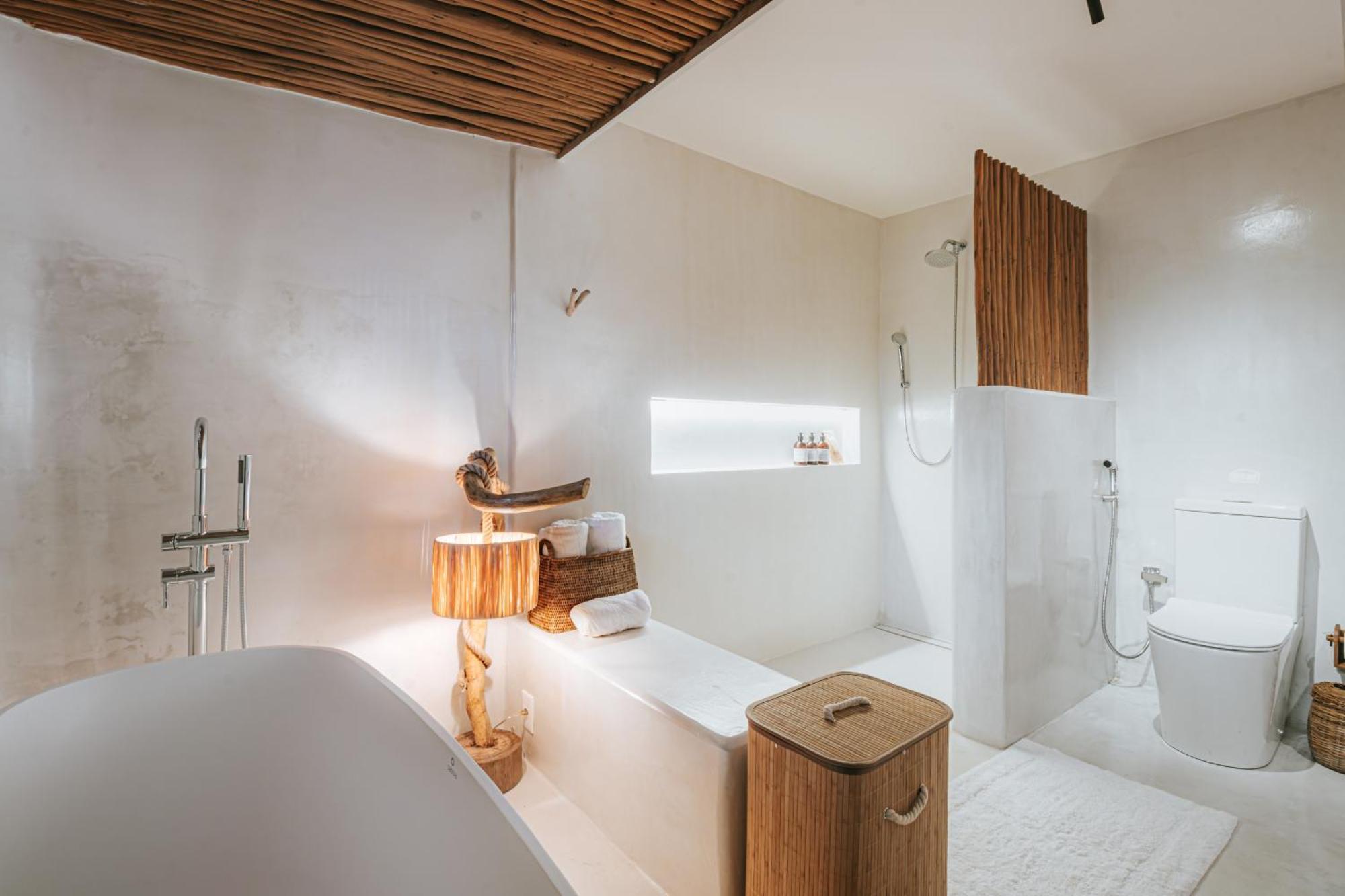 Standard King Suite