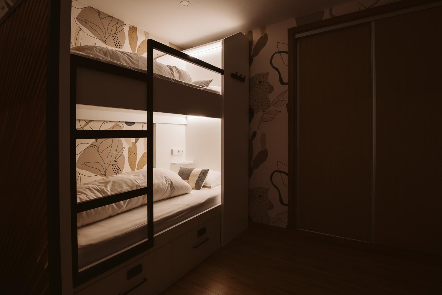 Cama em Beliche num Dormitório Misto