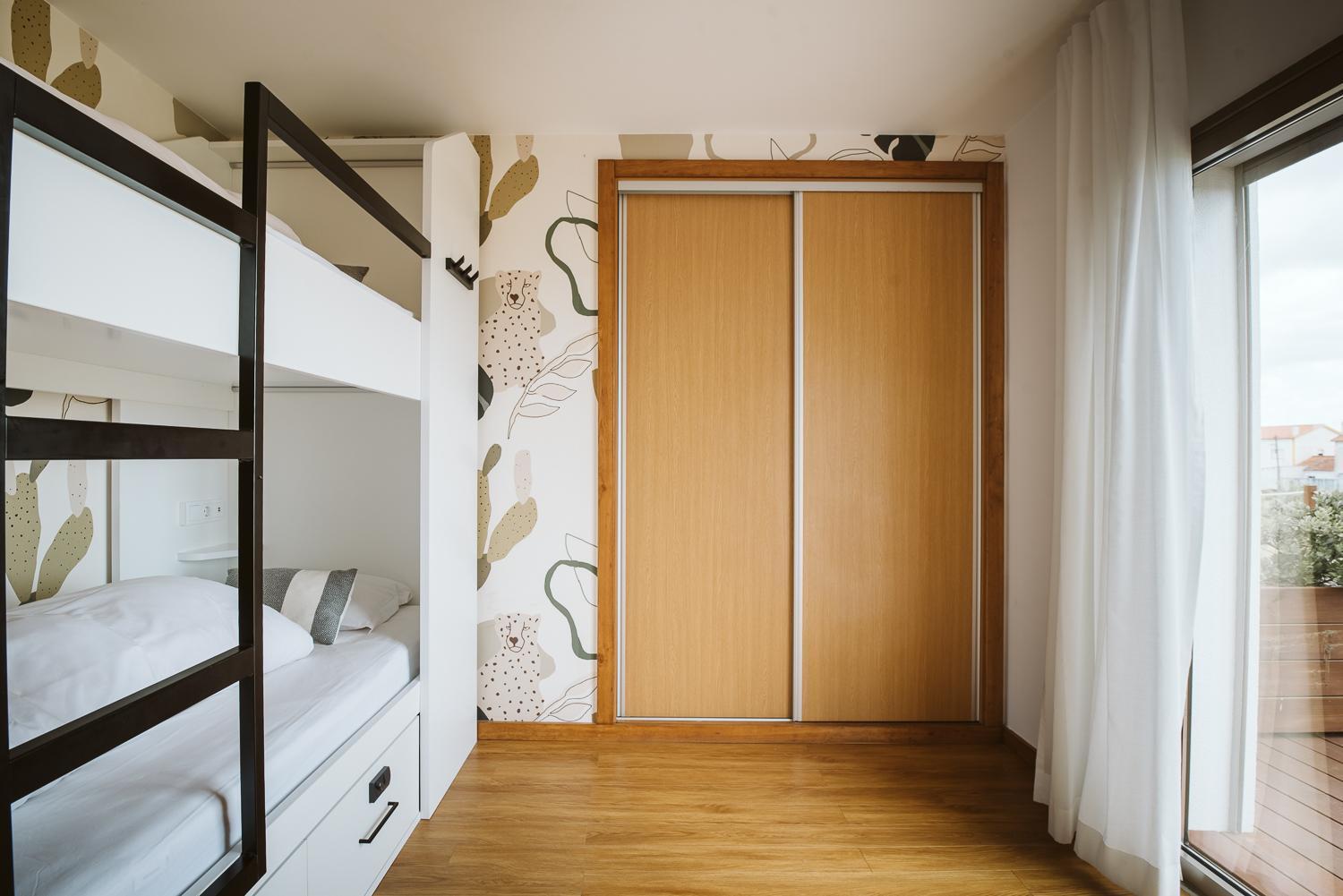 Bunk Bed Mixed Dormitory Room