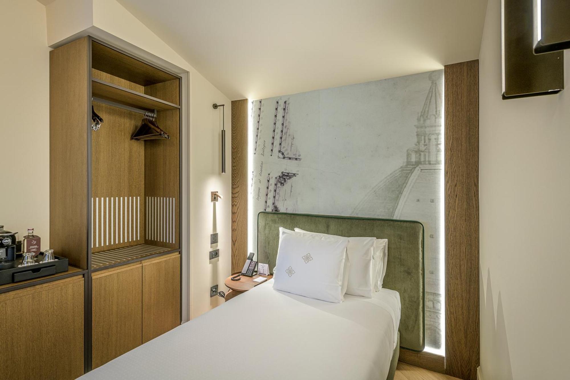 Small Single Room