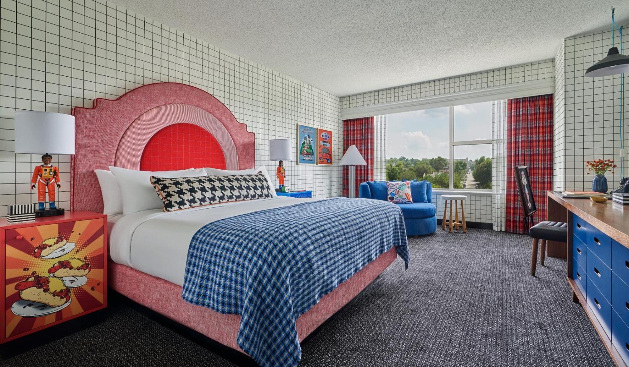 Graduate King Room