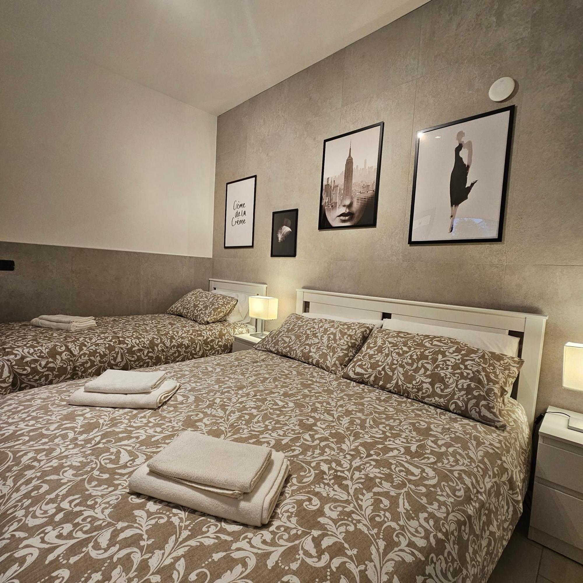 Triple Room Private Bathroom