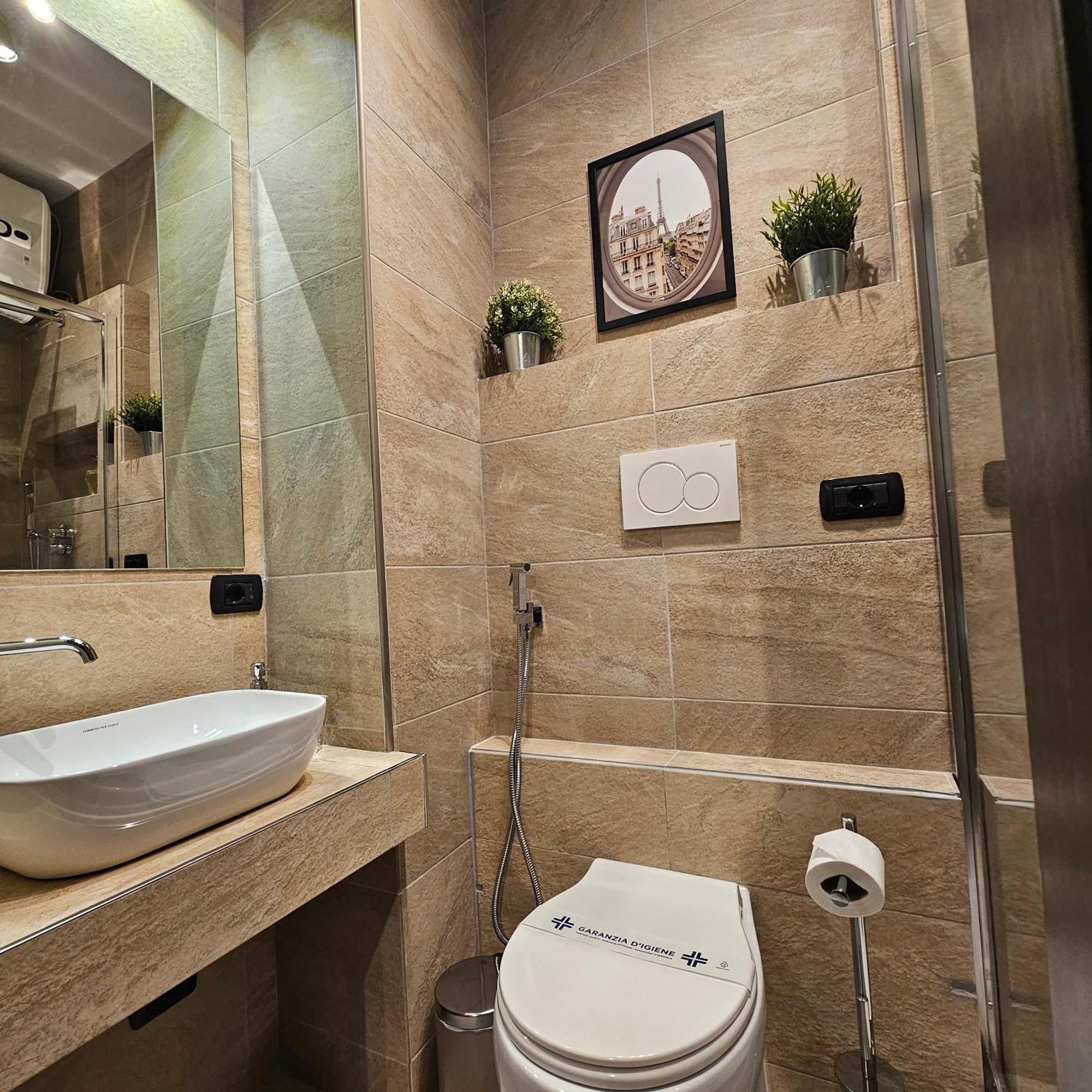 Triple Room Private Bathroom