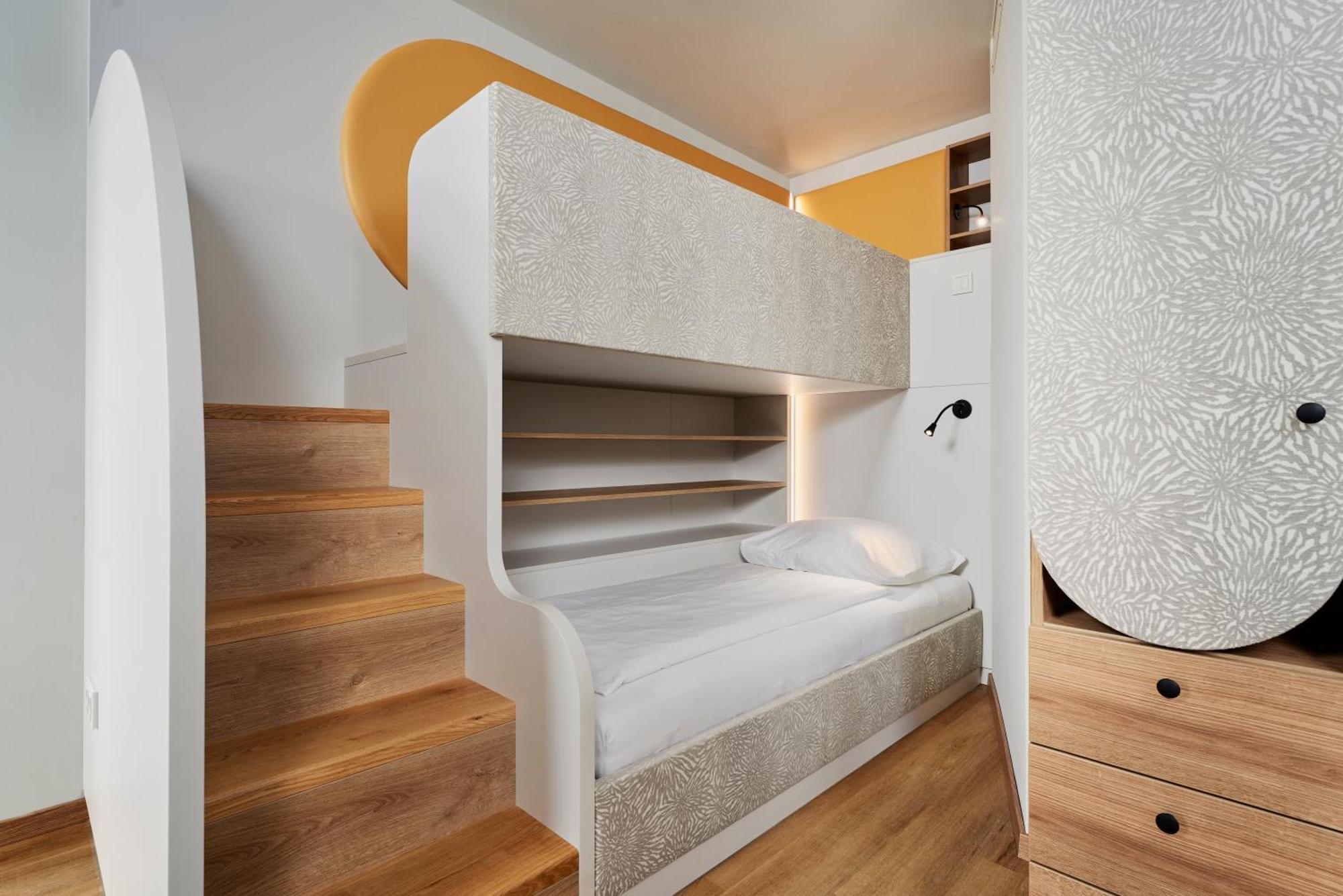Deluxe Quadruple Room