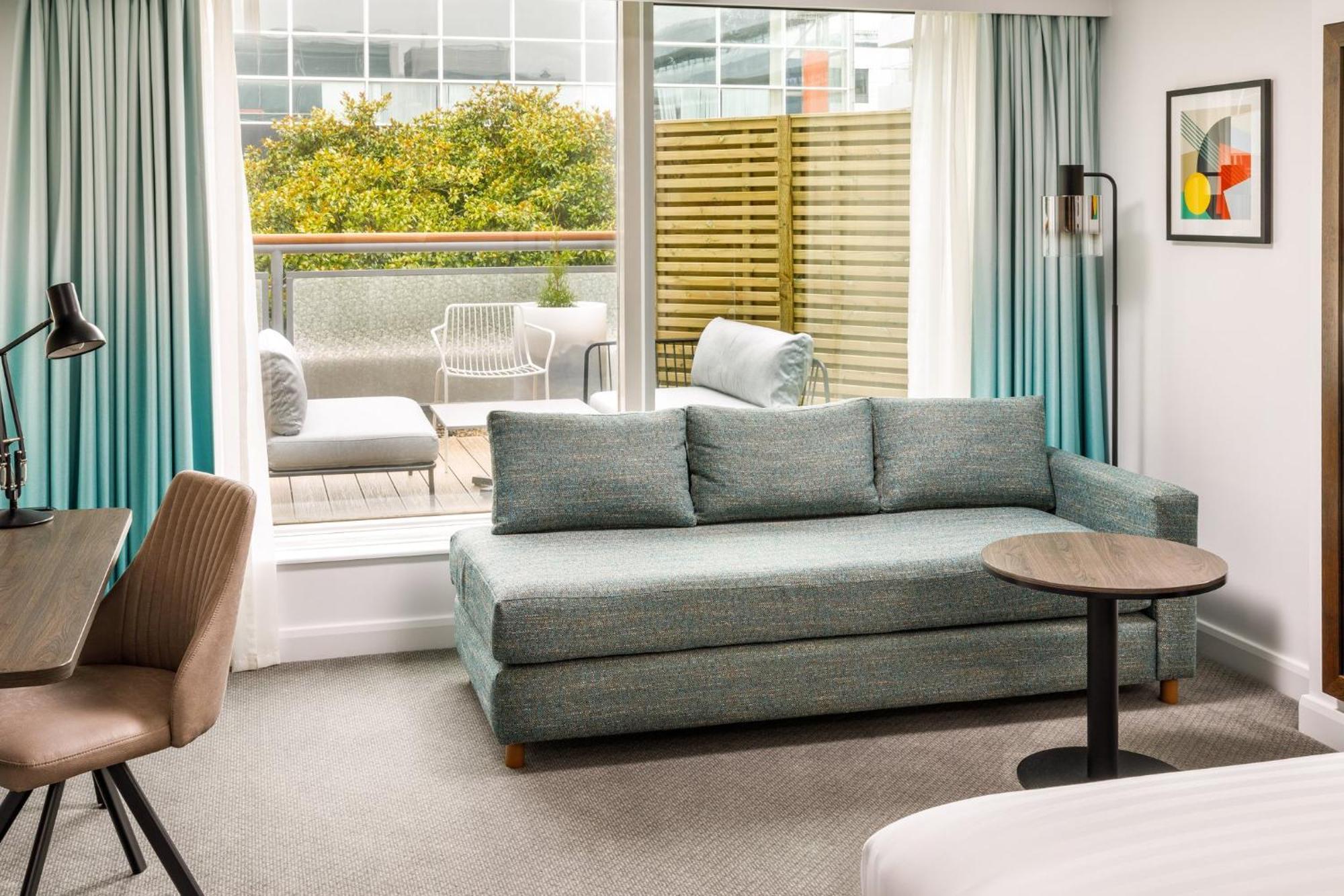 Premium Super King Room Balcony