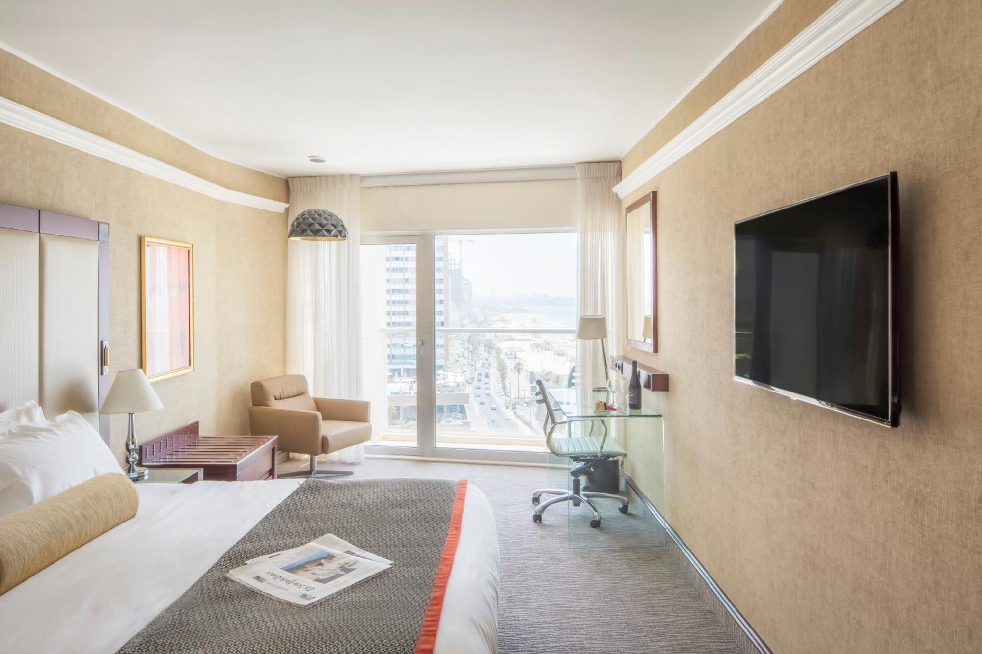 Deluxe Seaview Guest room 1 Queen Sea view Balcony