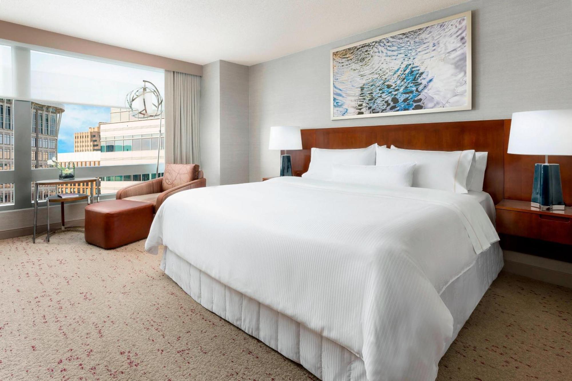 King Room City View Hearing Accessible or High Floor