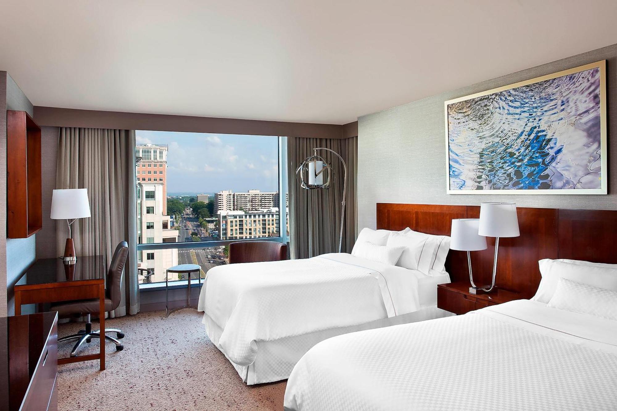 Guest room 2 Double City view