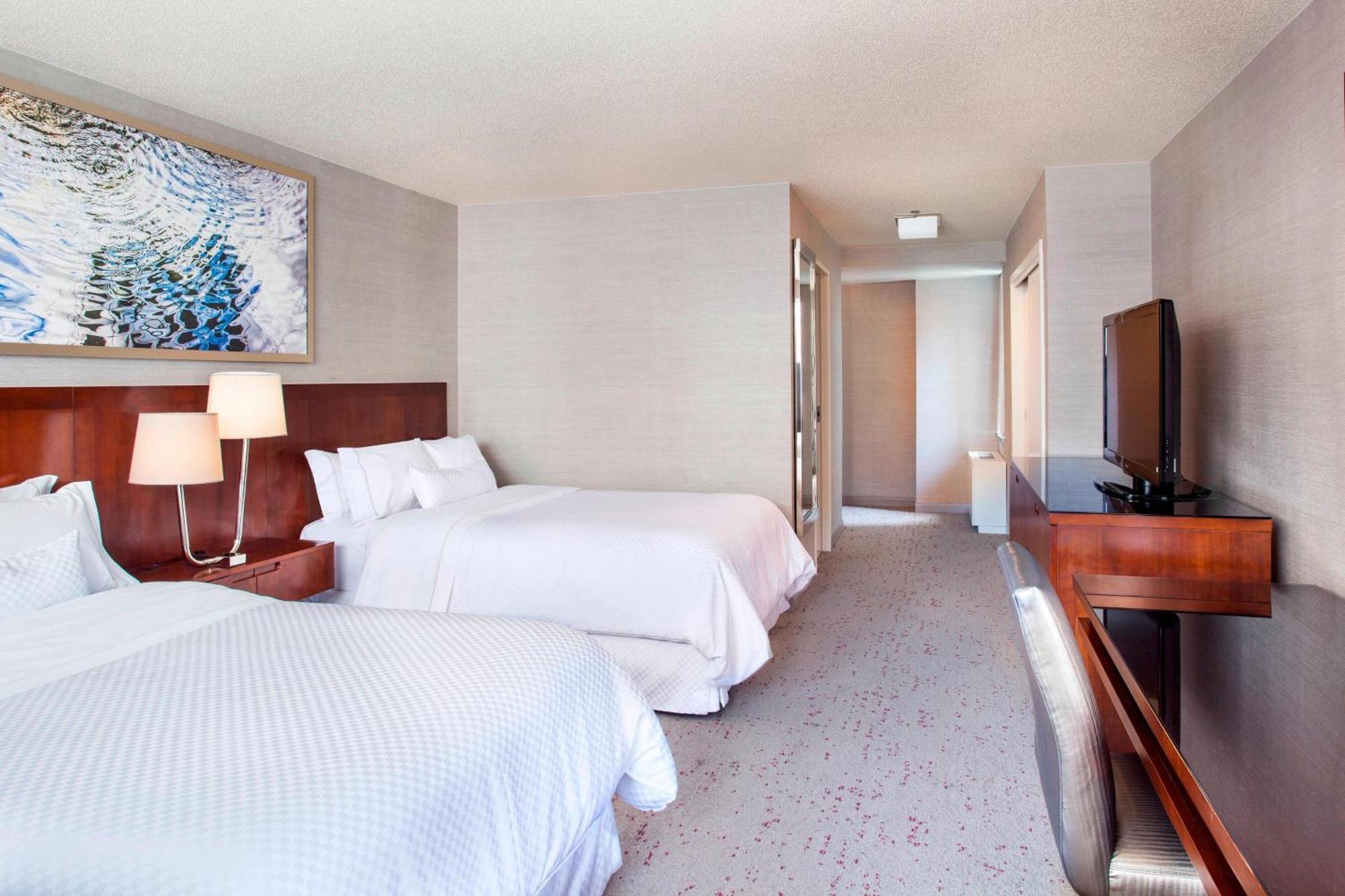 Guest room 2 Double City view