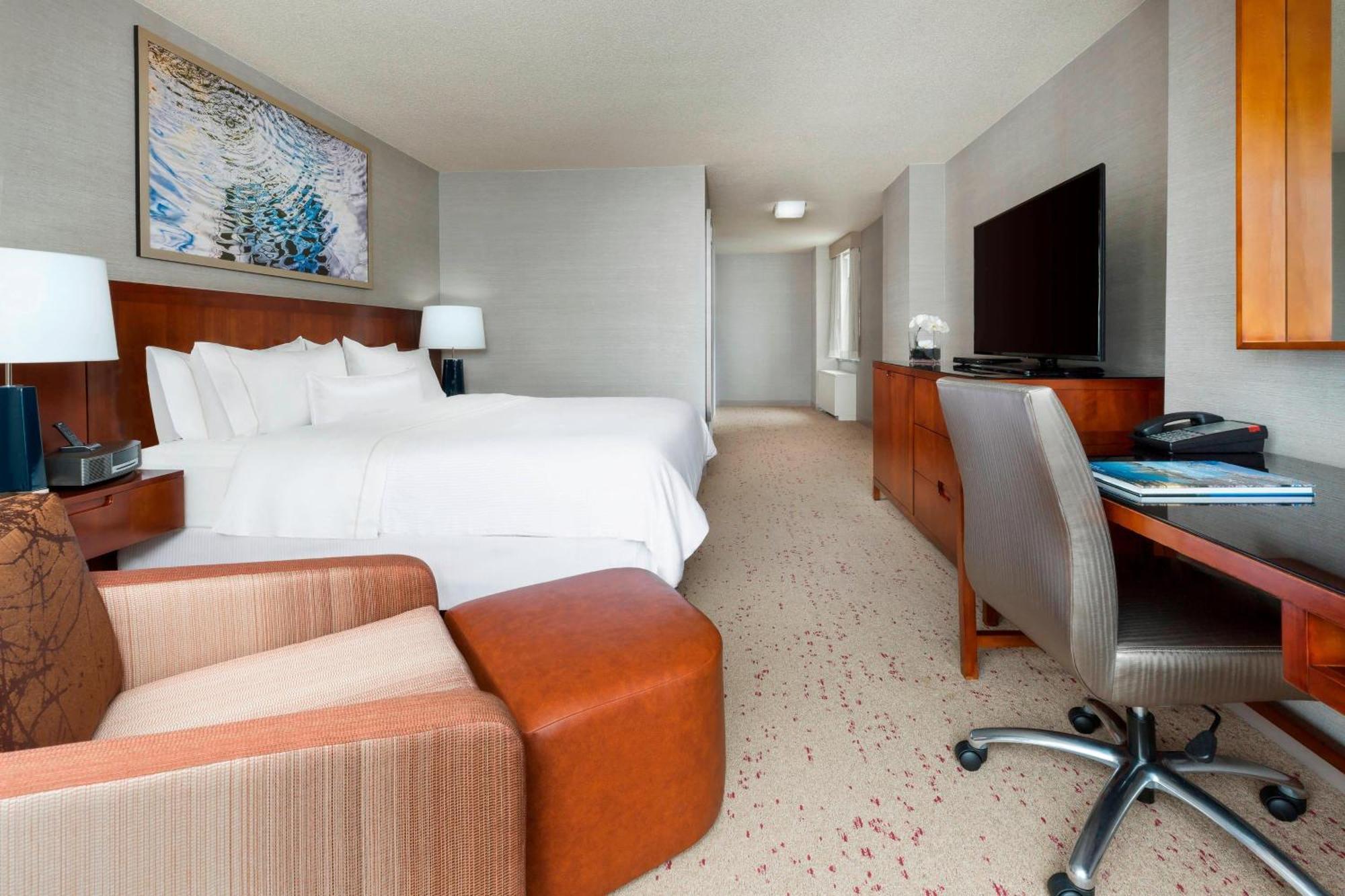 King Room City View Hearing Accessible or High Floor