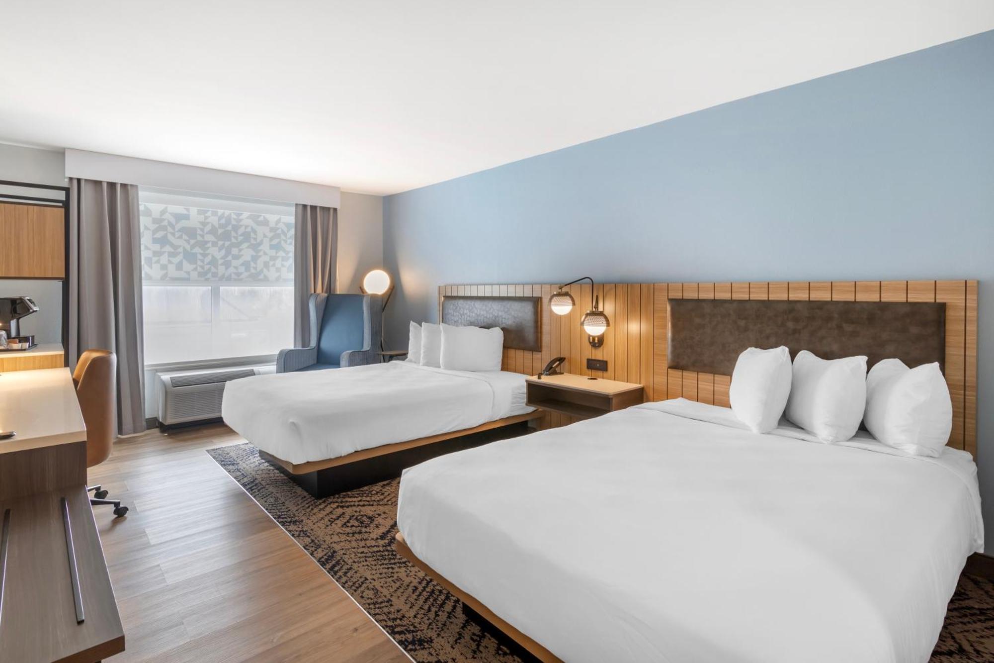 Queen Room Two Queen Beds Disability Access or Non-Smoking