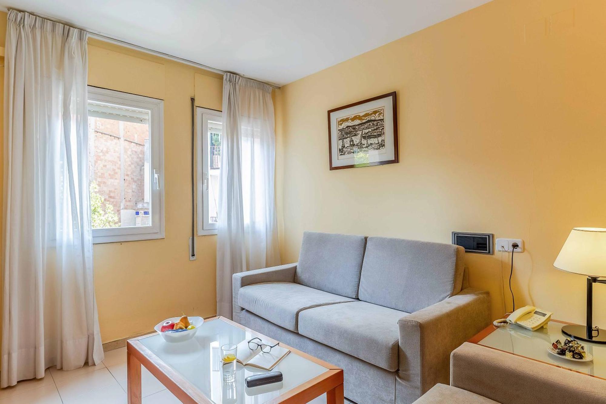 One-Bedroom Apartment