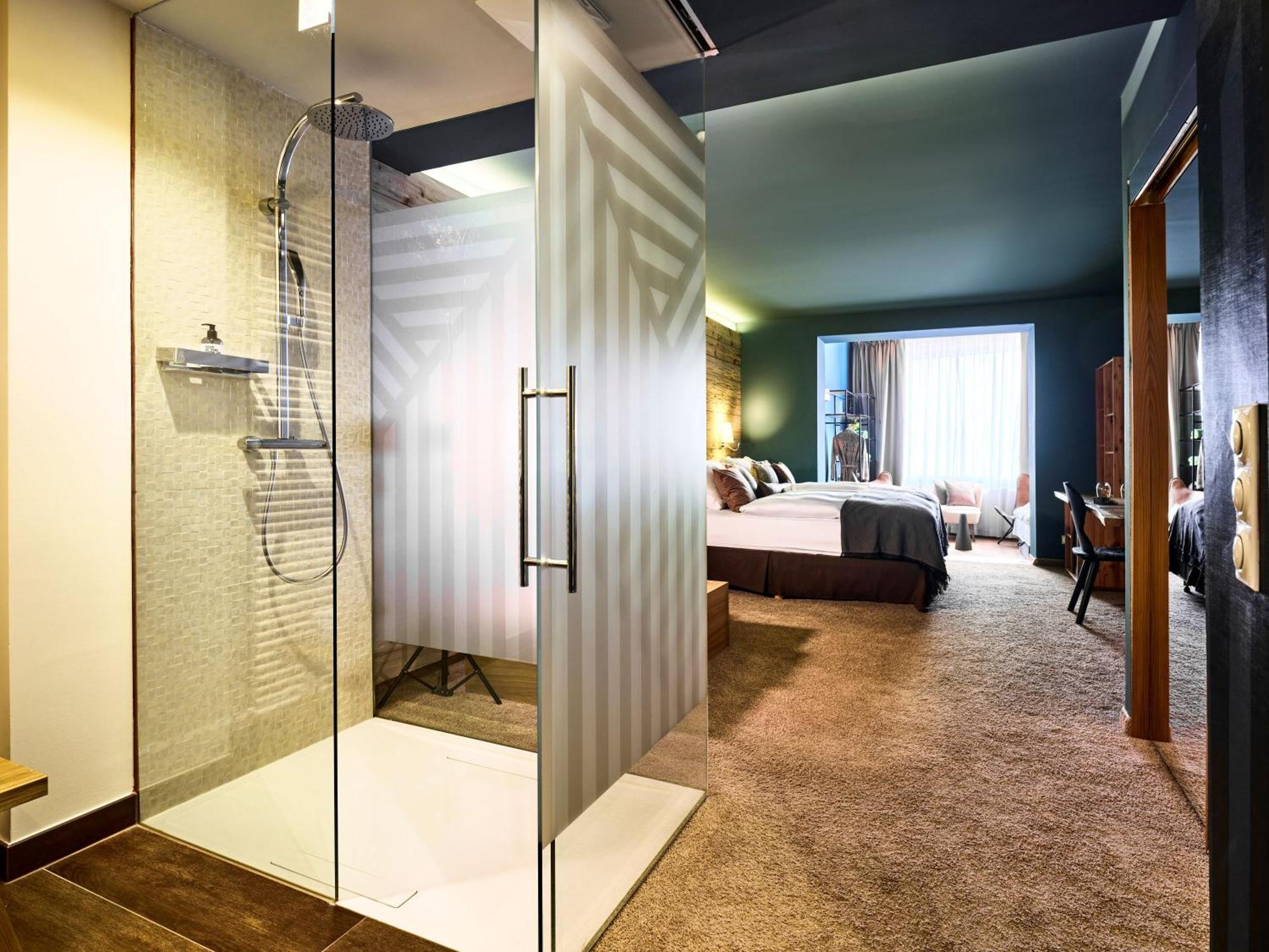 [PLACESROOM] 4