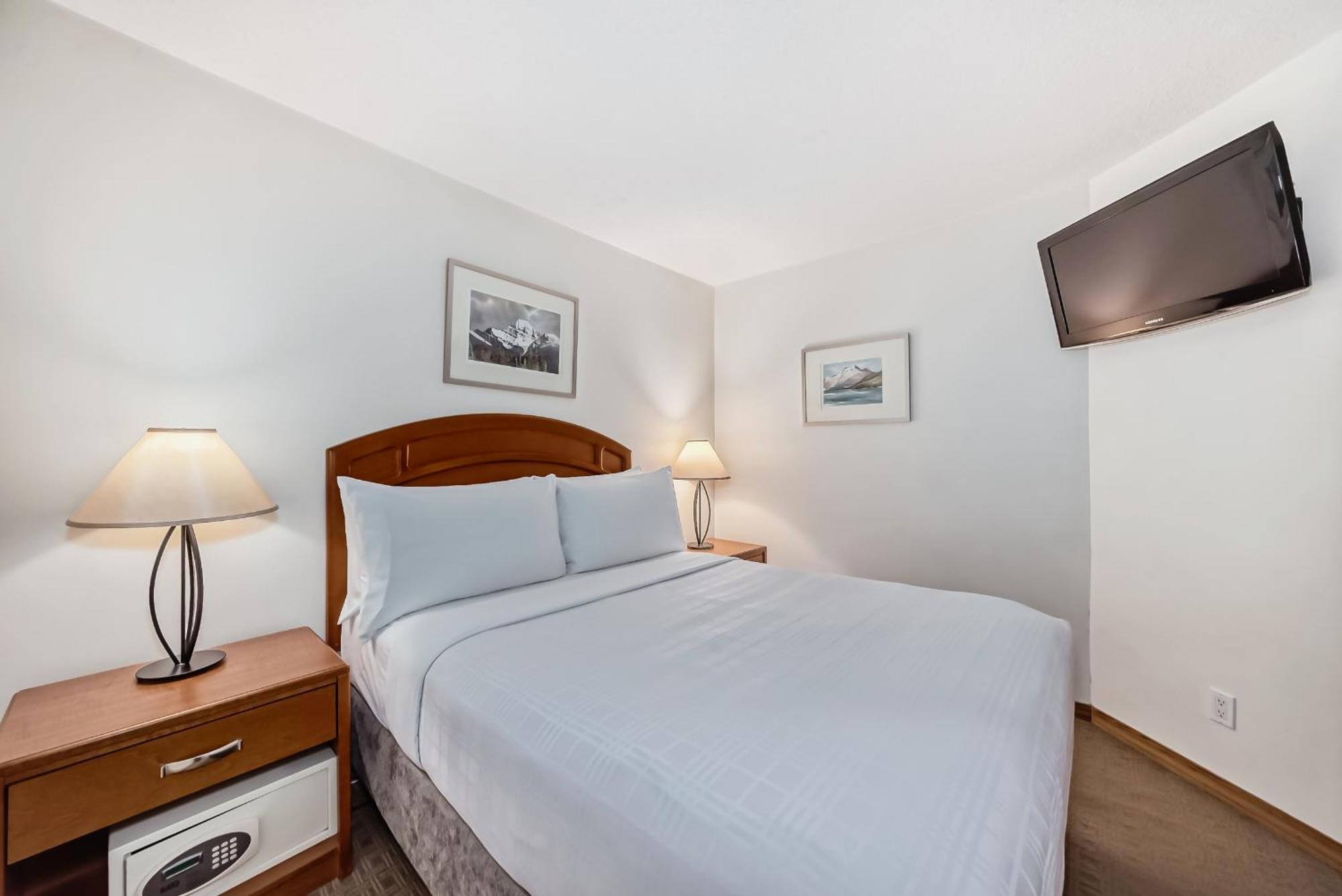 Queen Suite