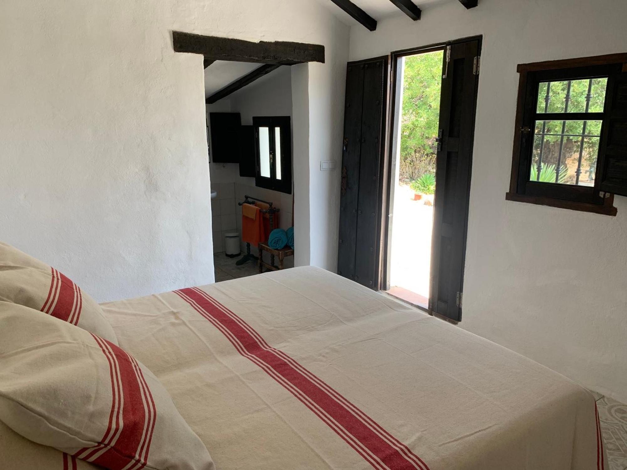 Double or Twin Room Private Bathroom
