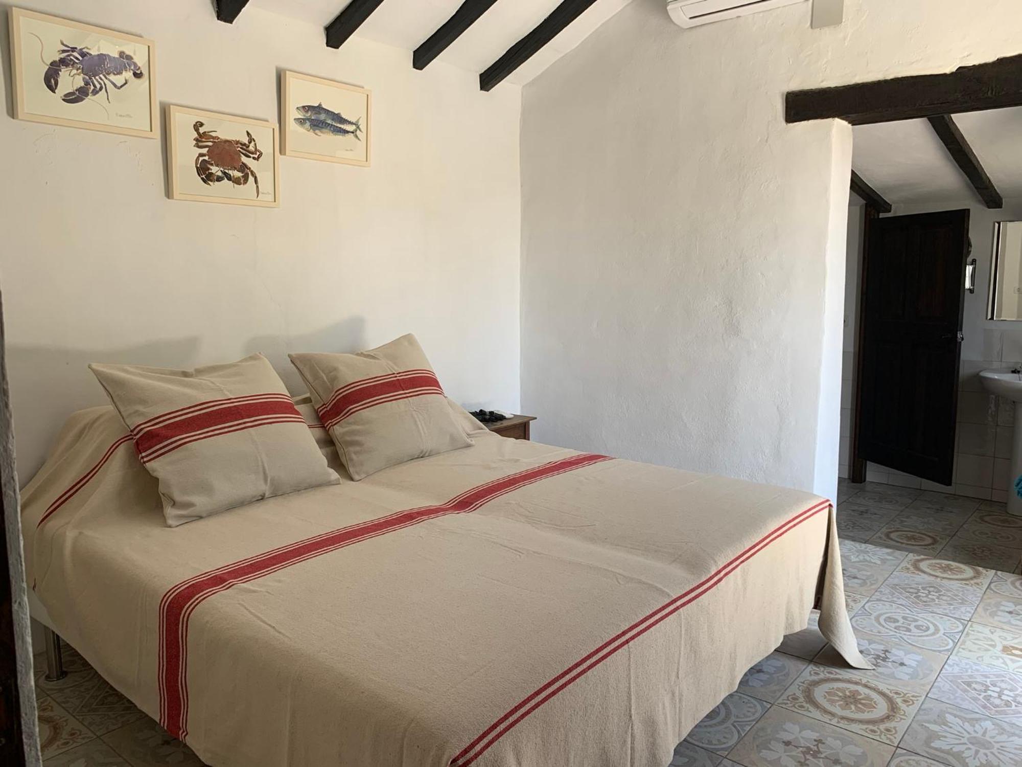 Double or Twin Room Private Bathroom