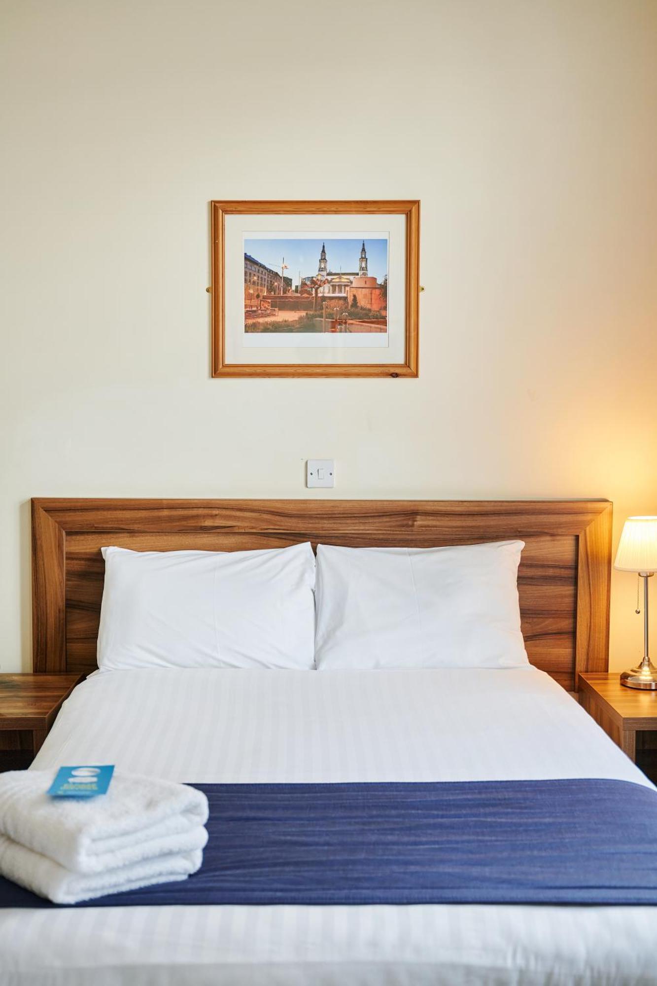 Double Room,1617839811:JPEG