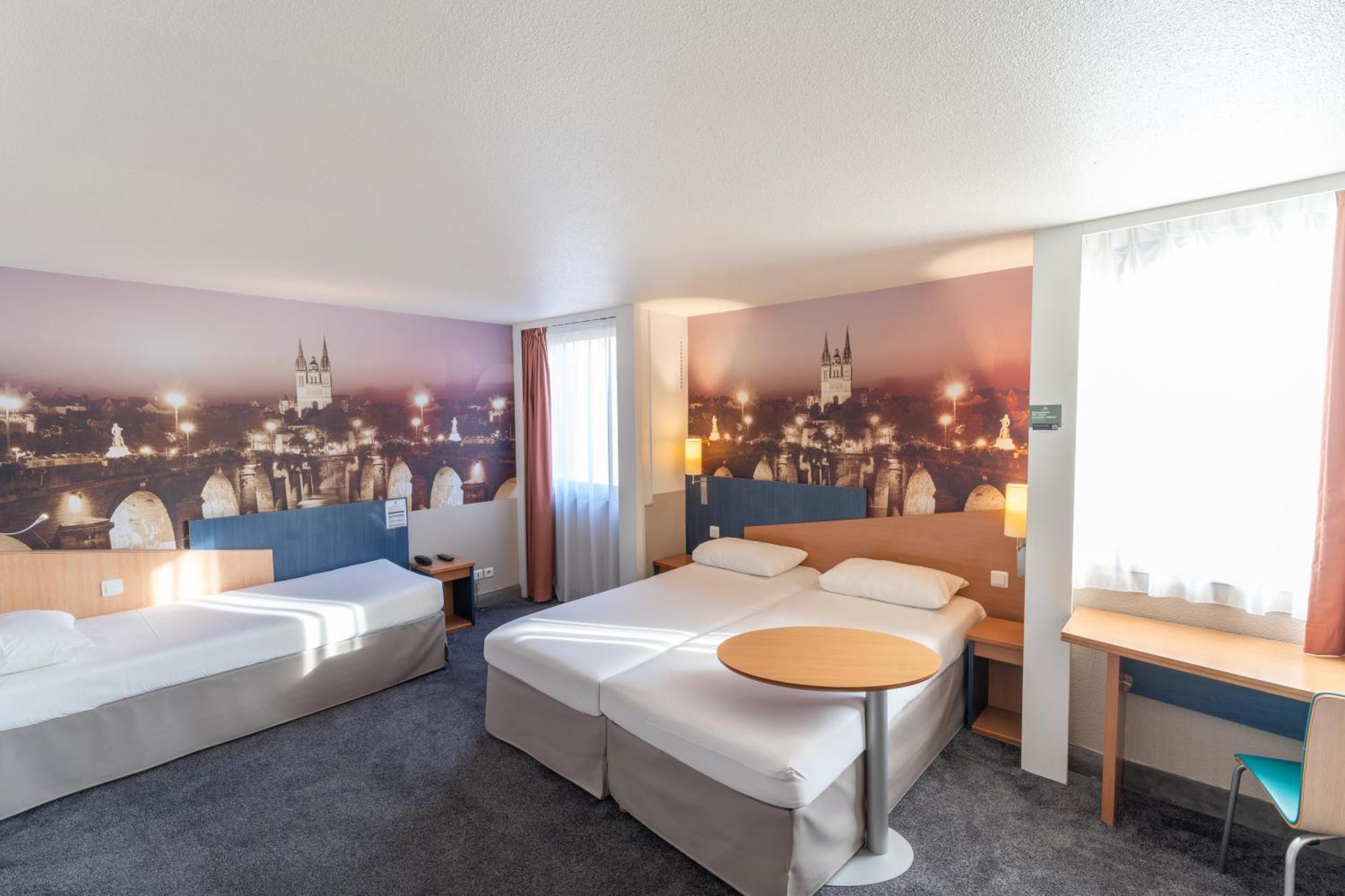 Standard Room Three Single Beds