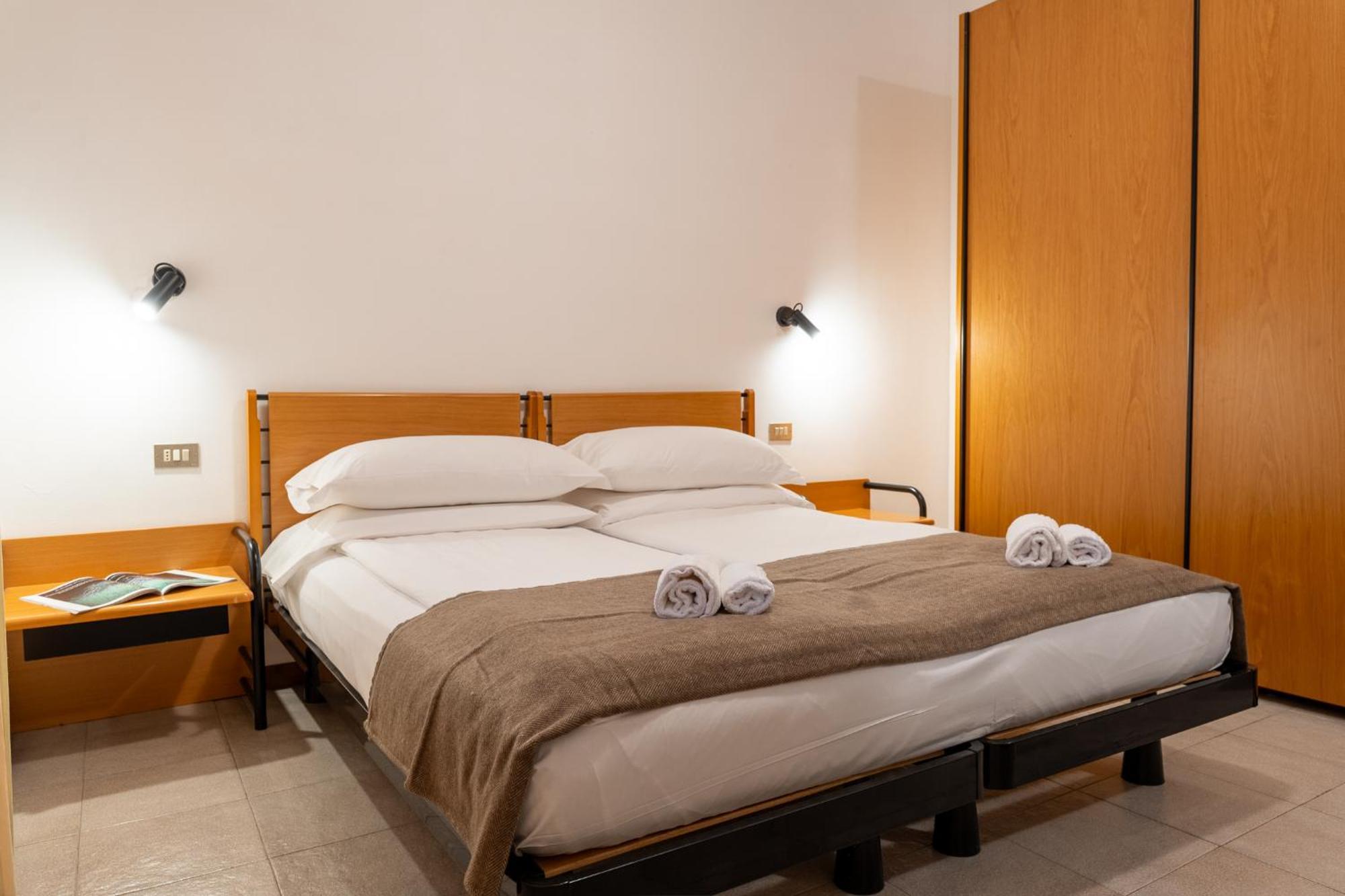 Economy Triple Room
